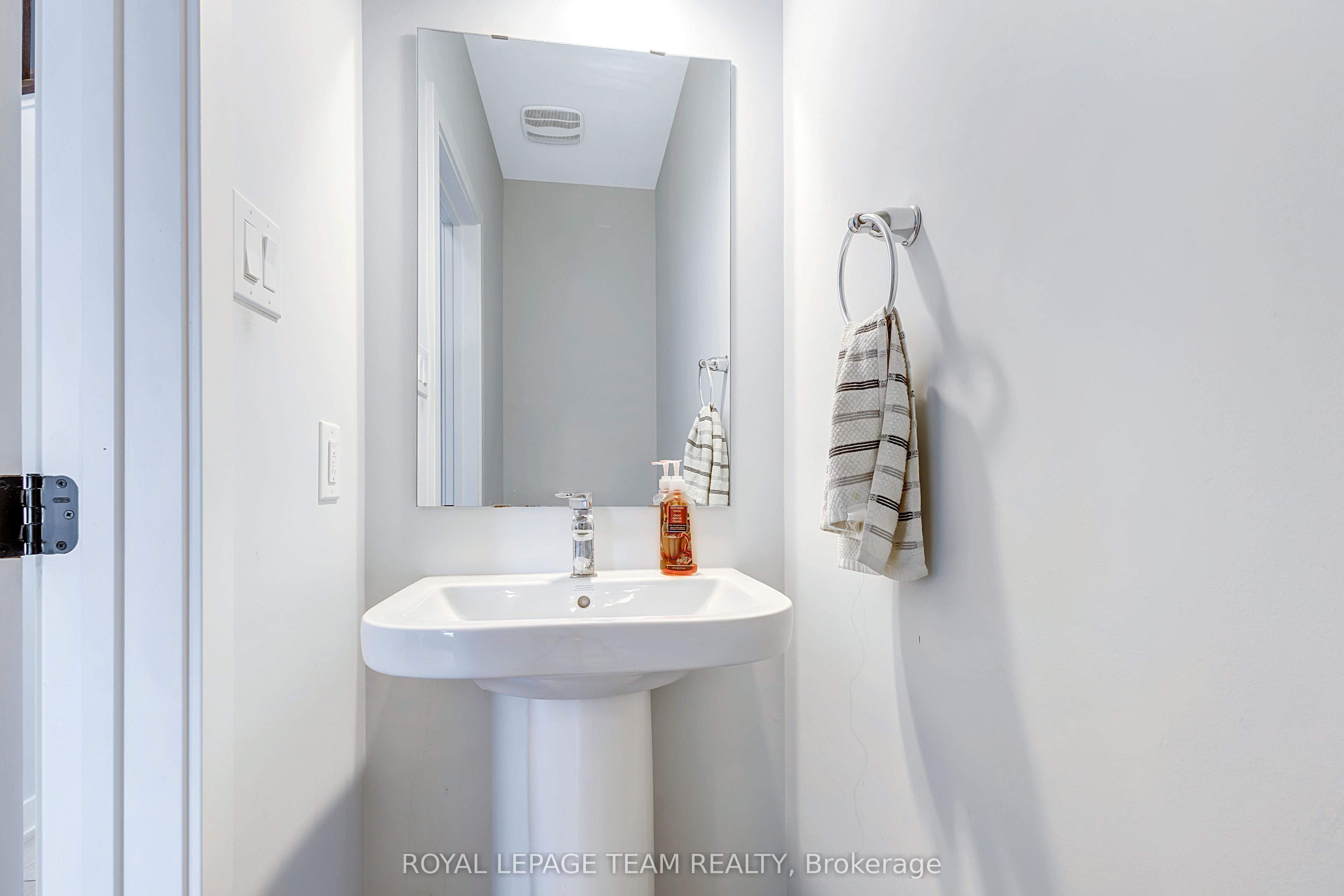 137 Yearling Circle Property Photo 2