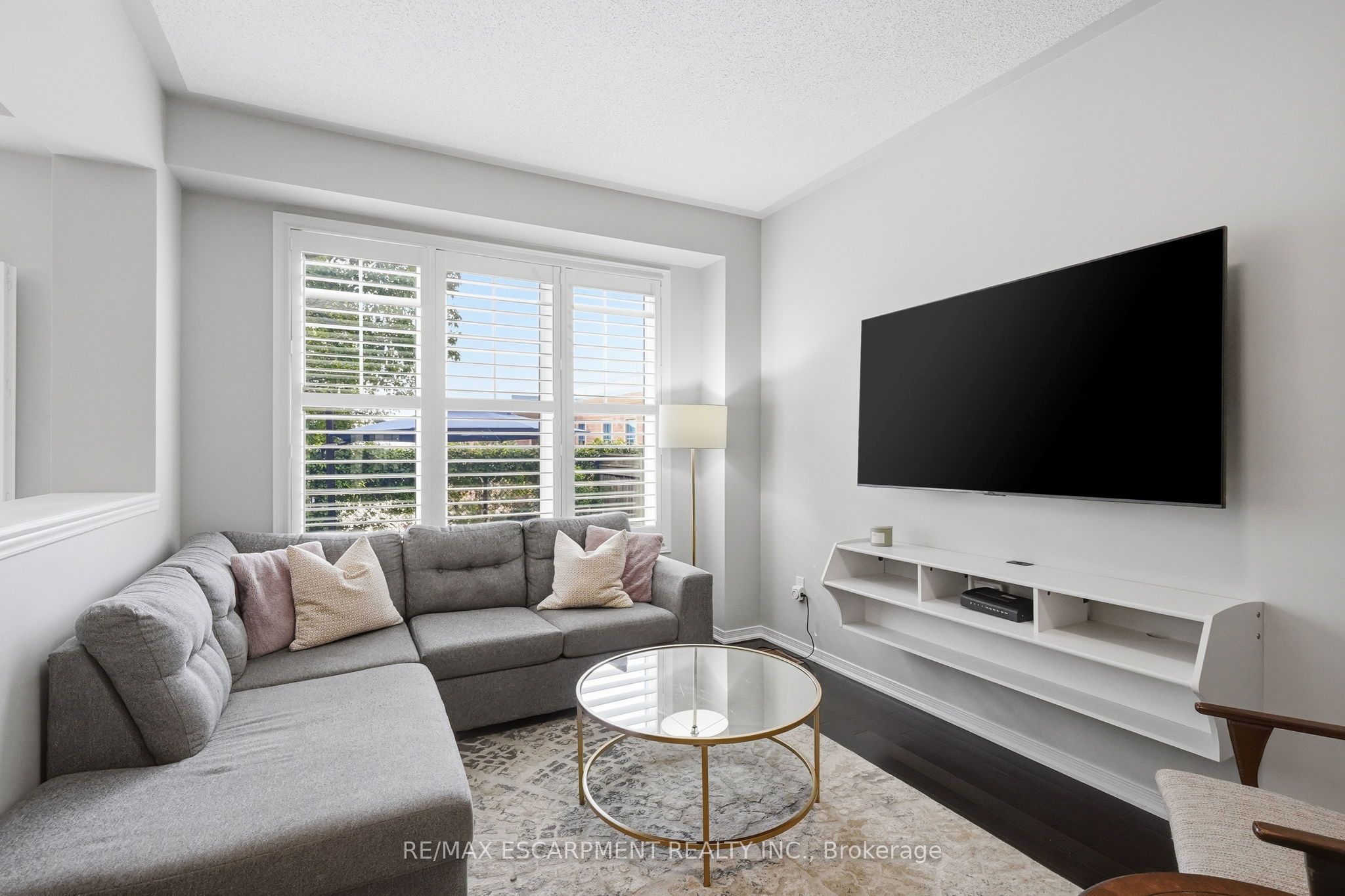 221 Nisbet Boulevard Property Photo 12