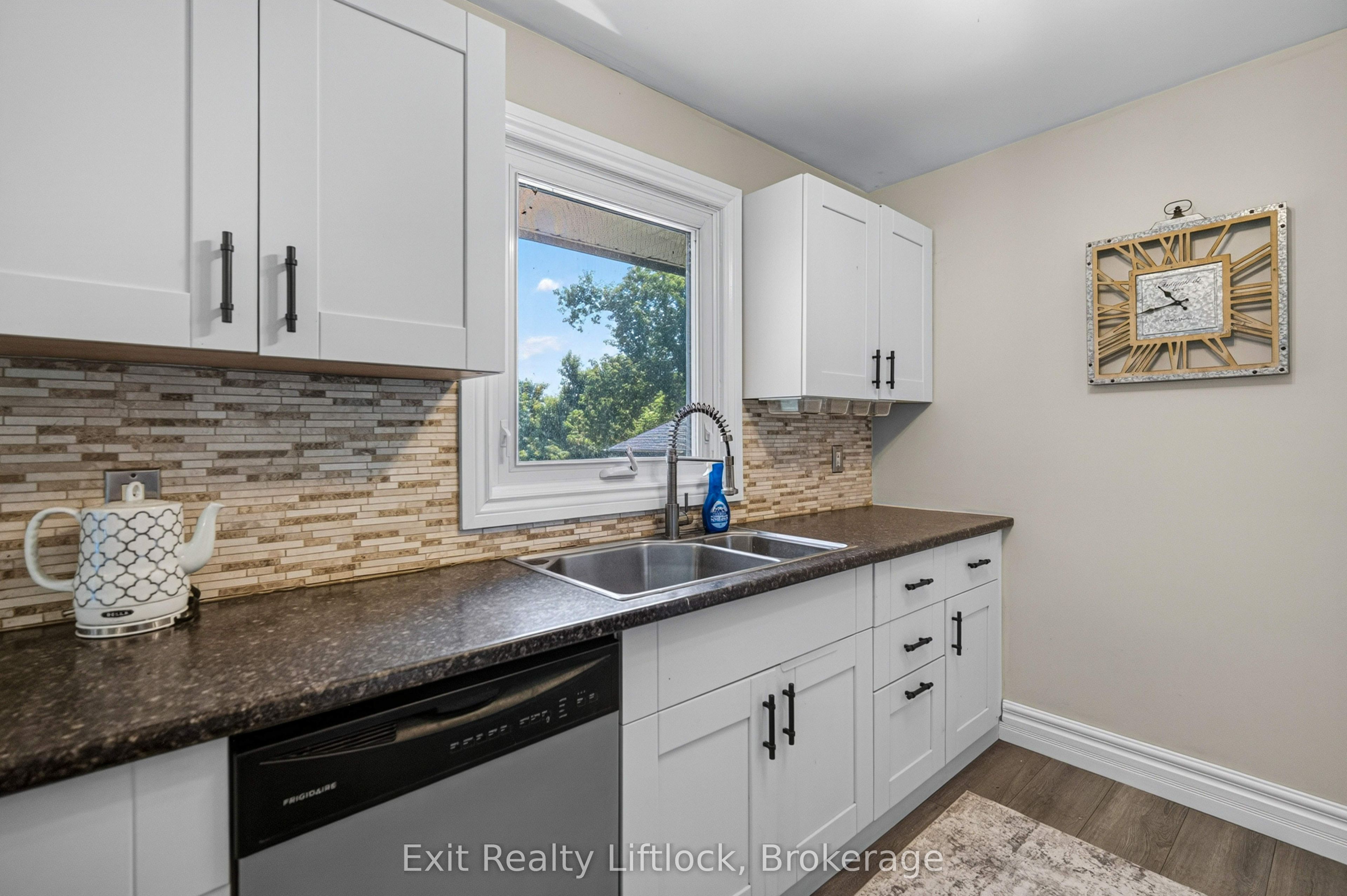 81 Fourth Line Dummer Road S Property Photo 16
