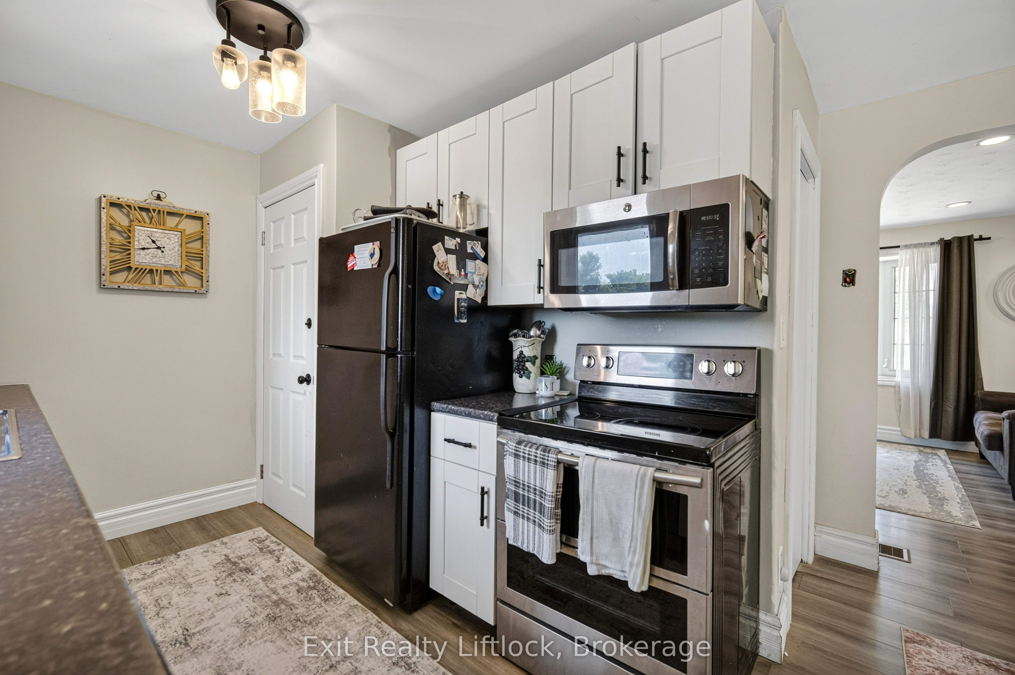 81 Fourth Line Dummer Road S Property Photo 17