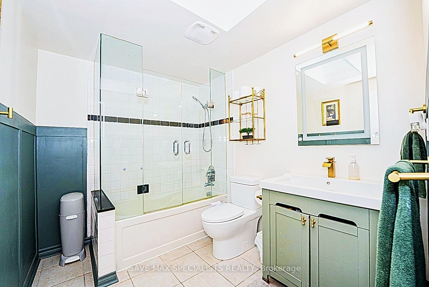 26 Fairington Crescent Property Photo 23