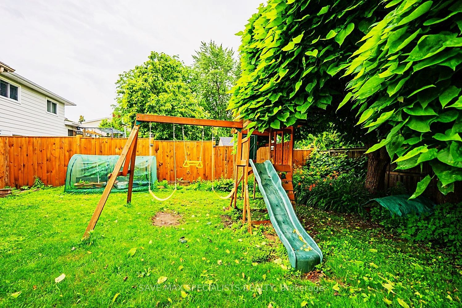 26 Fairington Crescent Property Photo 42