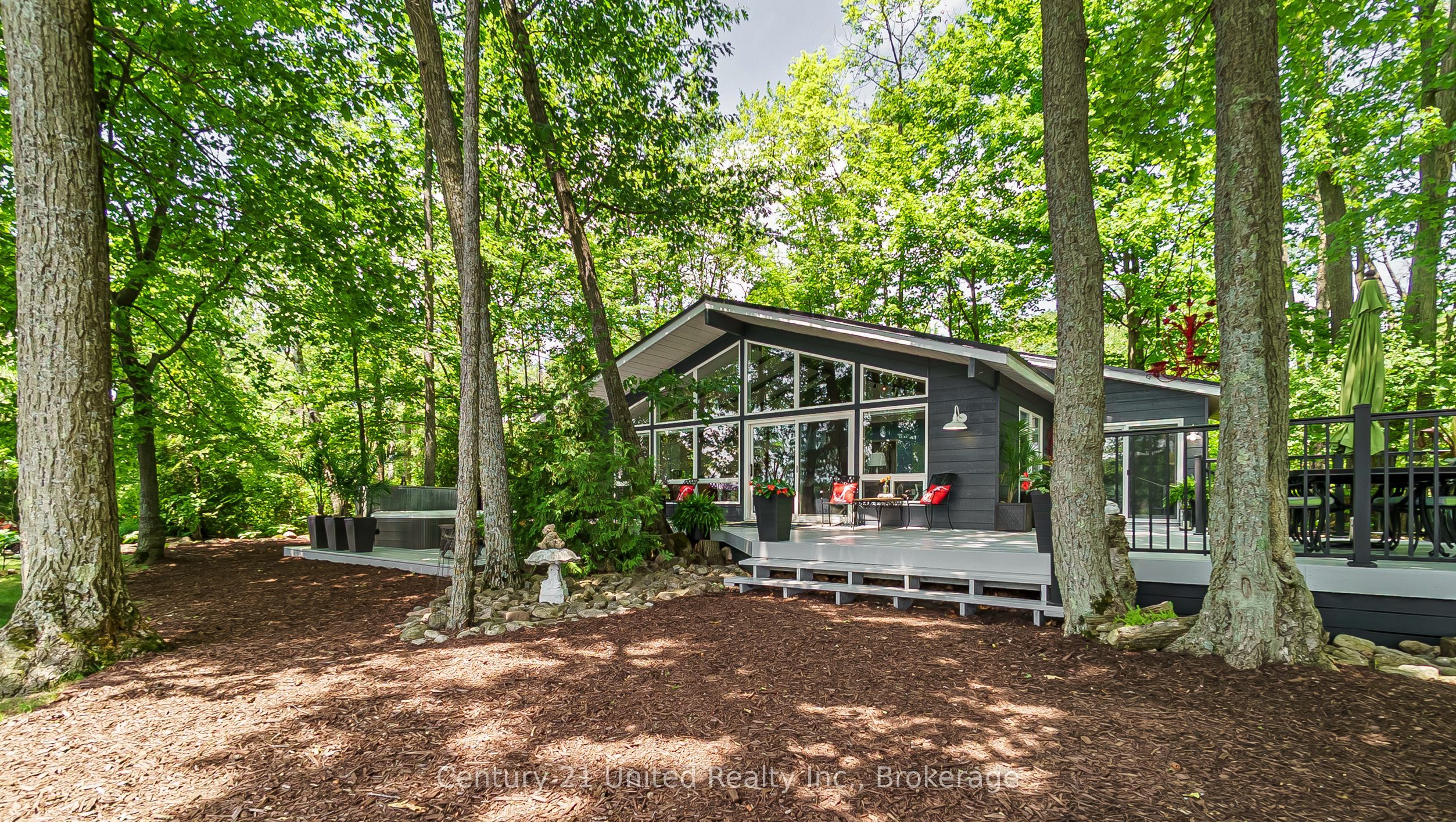 7004 Island 70 Property Photo 11