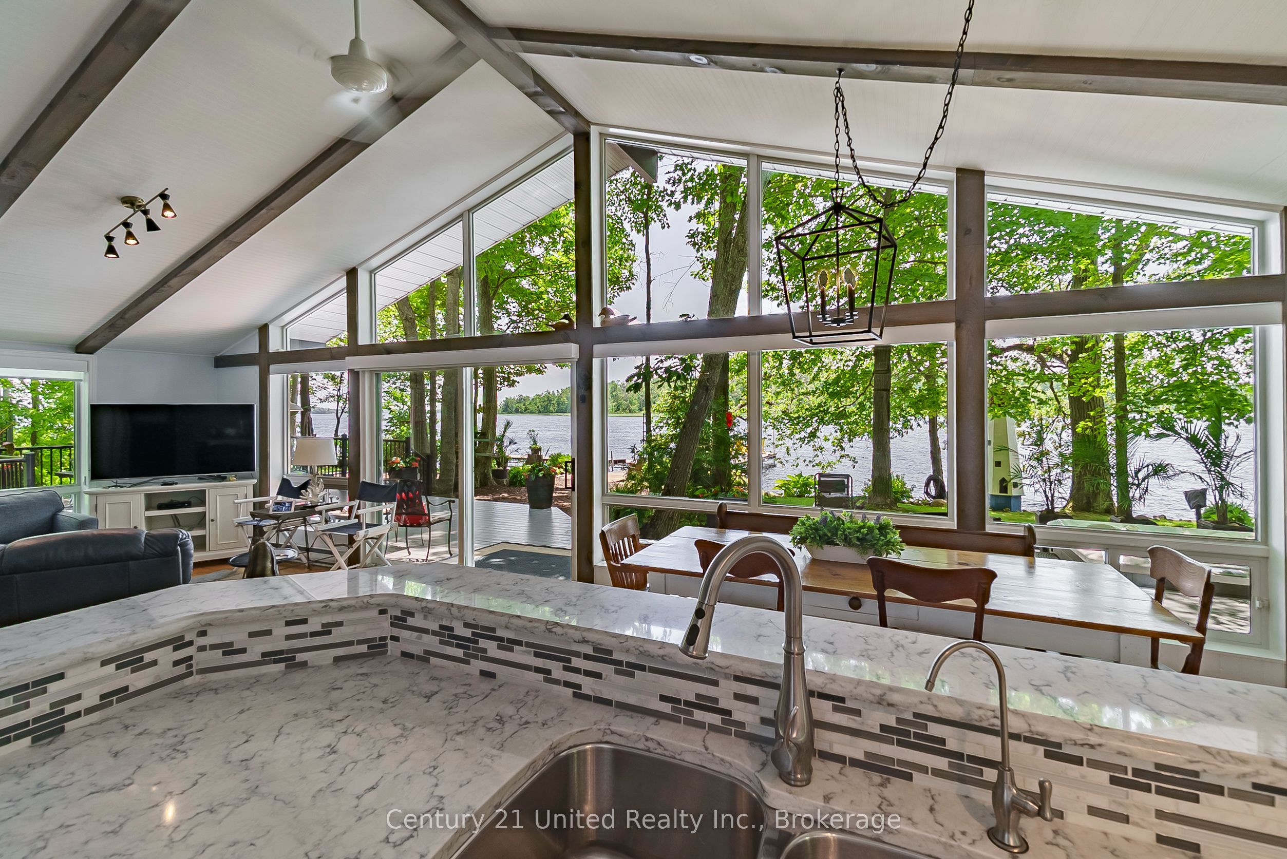 7004 Island 70 Property Photo 29