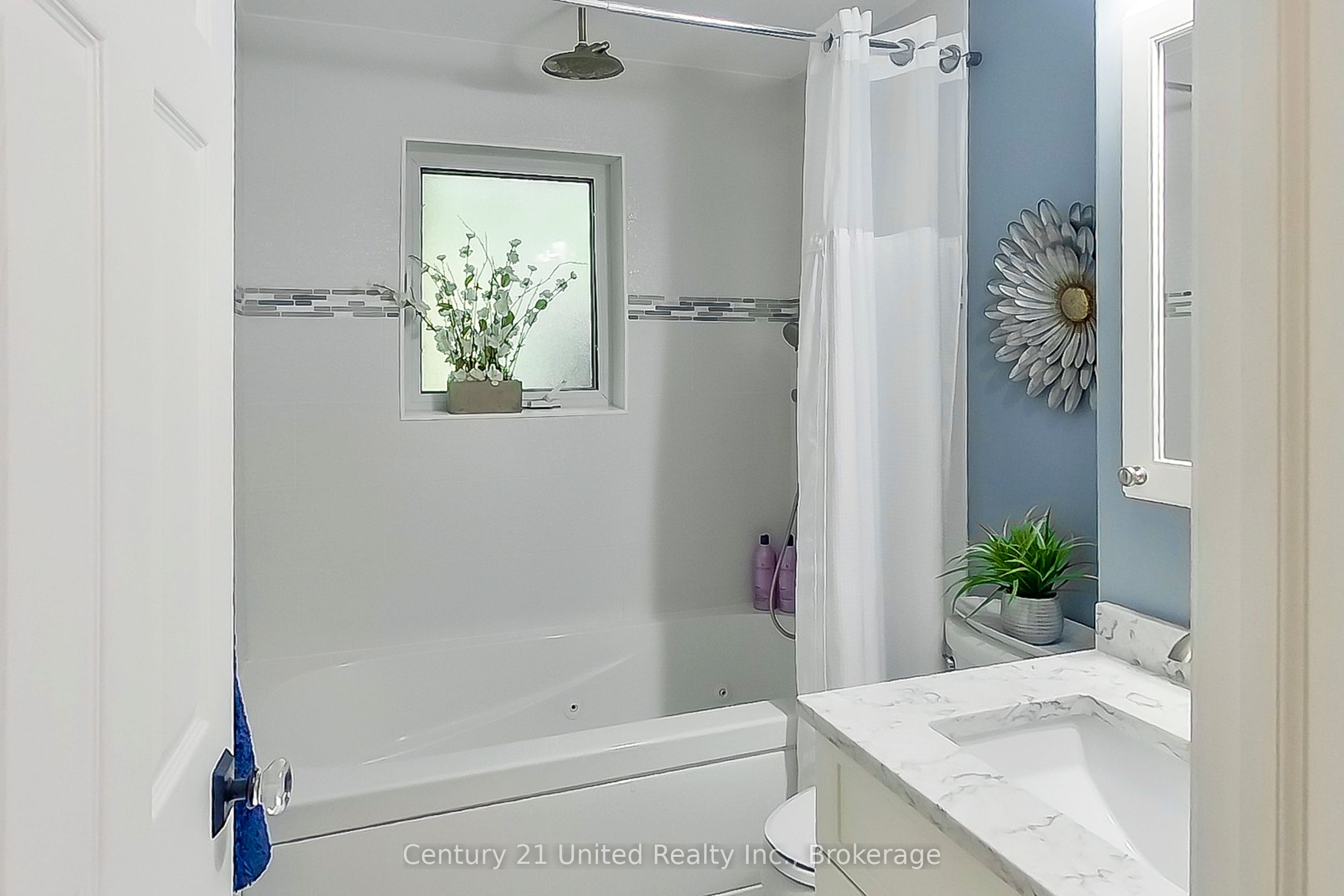 7004 Island 70 Property Photo 44
