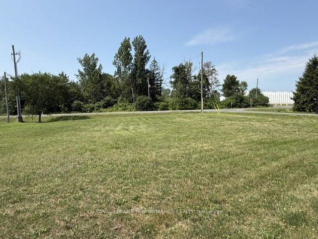 2 Moss Drive Property Photo 3