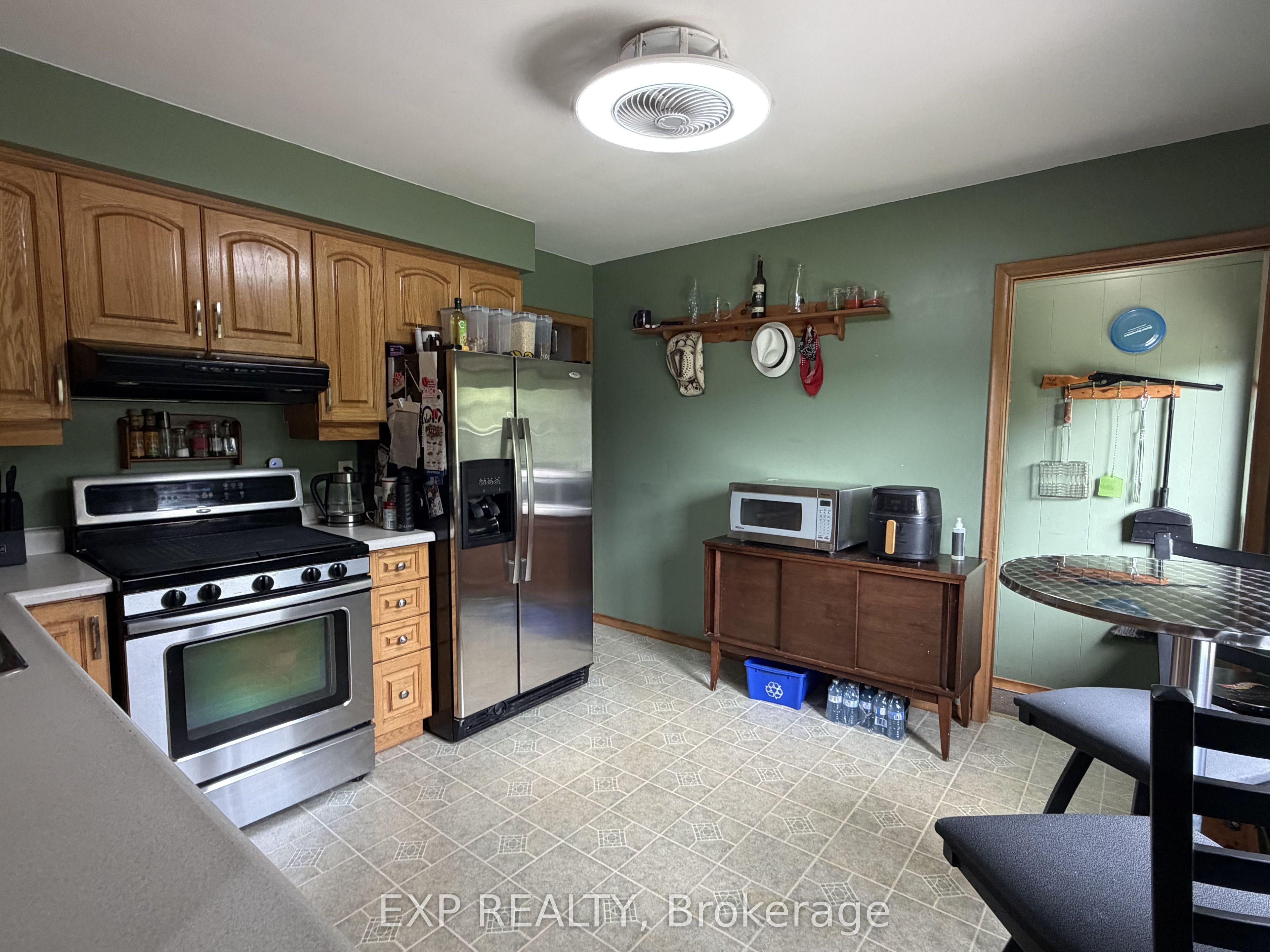 120 Huron Avenue Property Photo 8