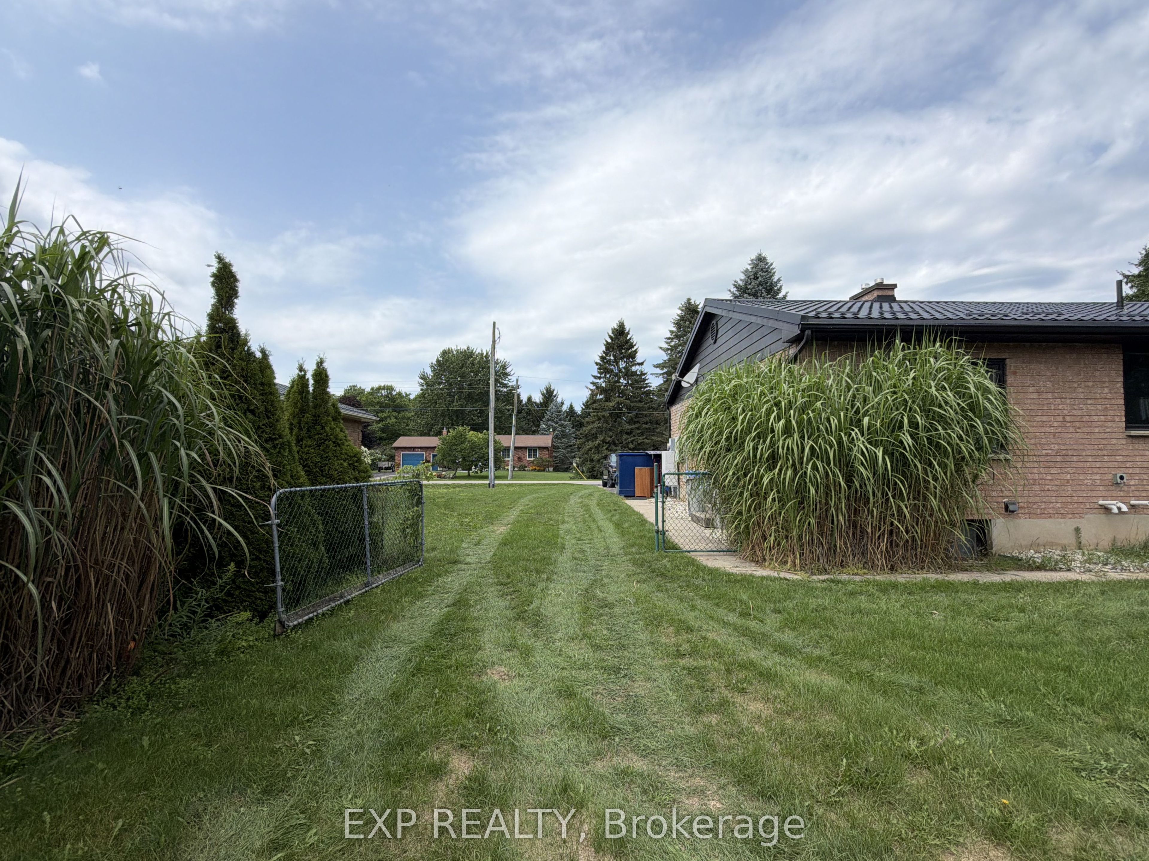 120 Huron Avenue Property Photo 29
