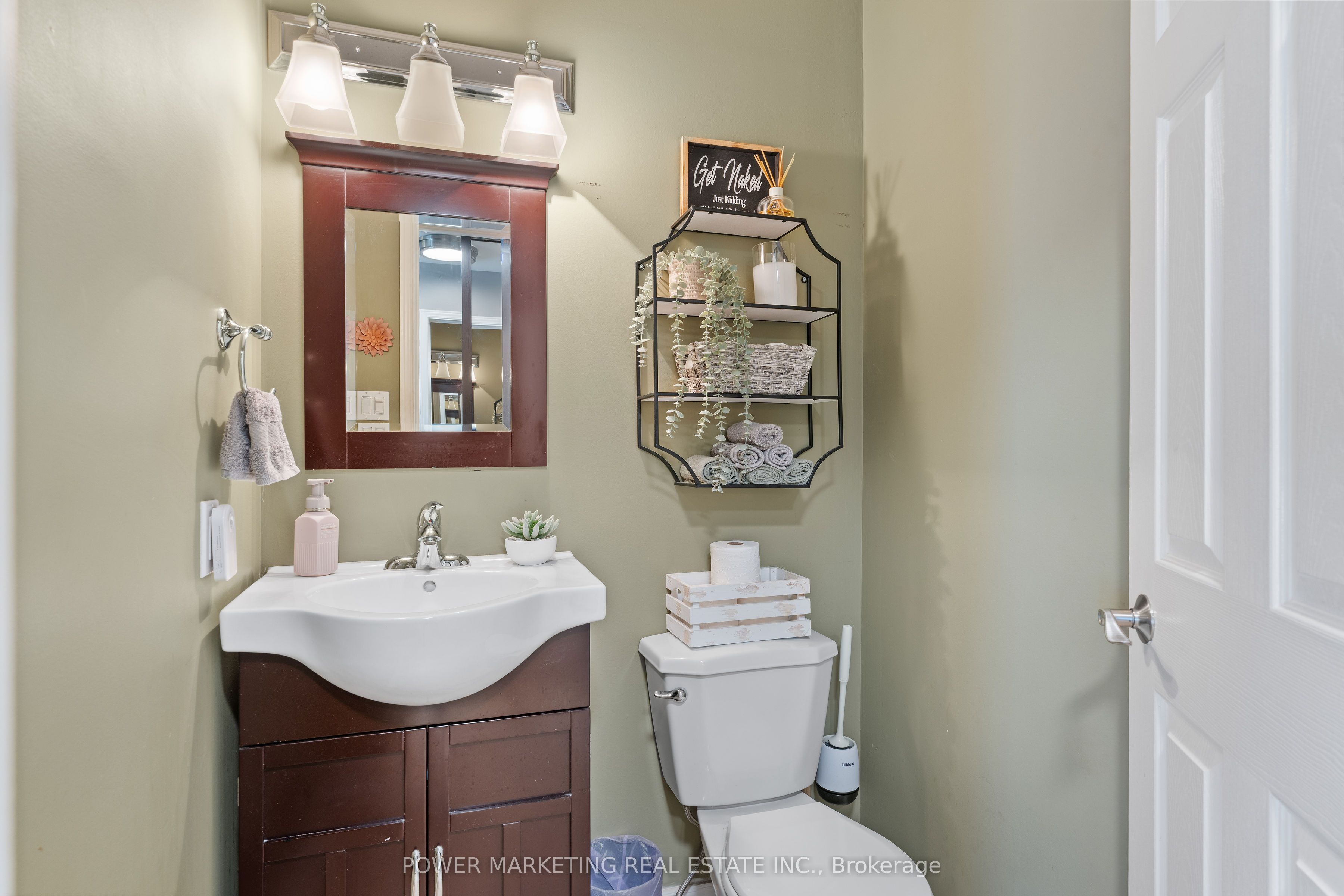 770 Beauregard Crescent Property Photo 8