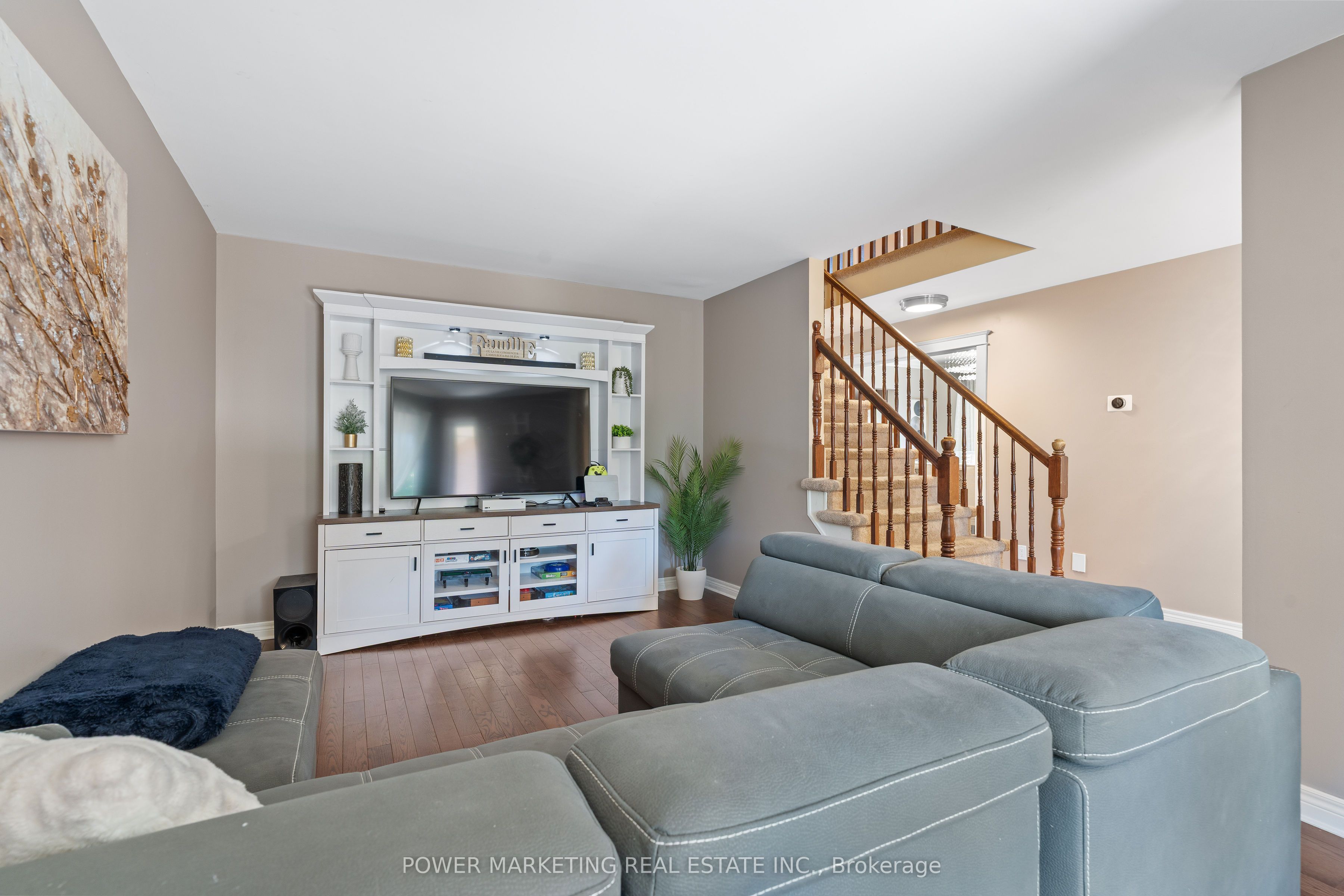 770 Beauregard Crescent Property Photo 10