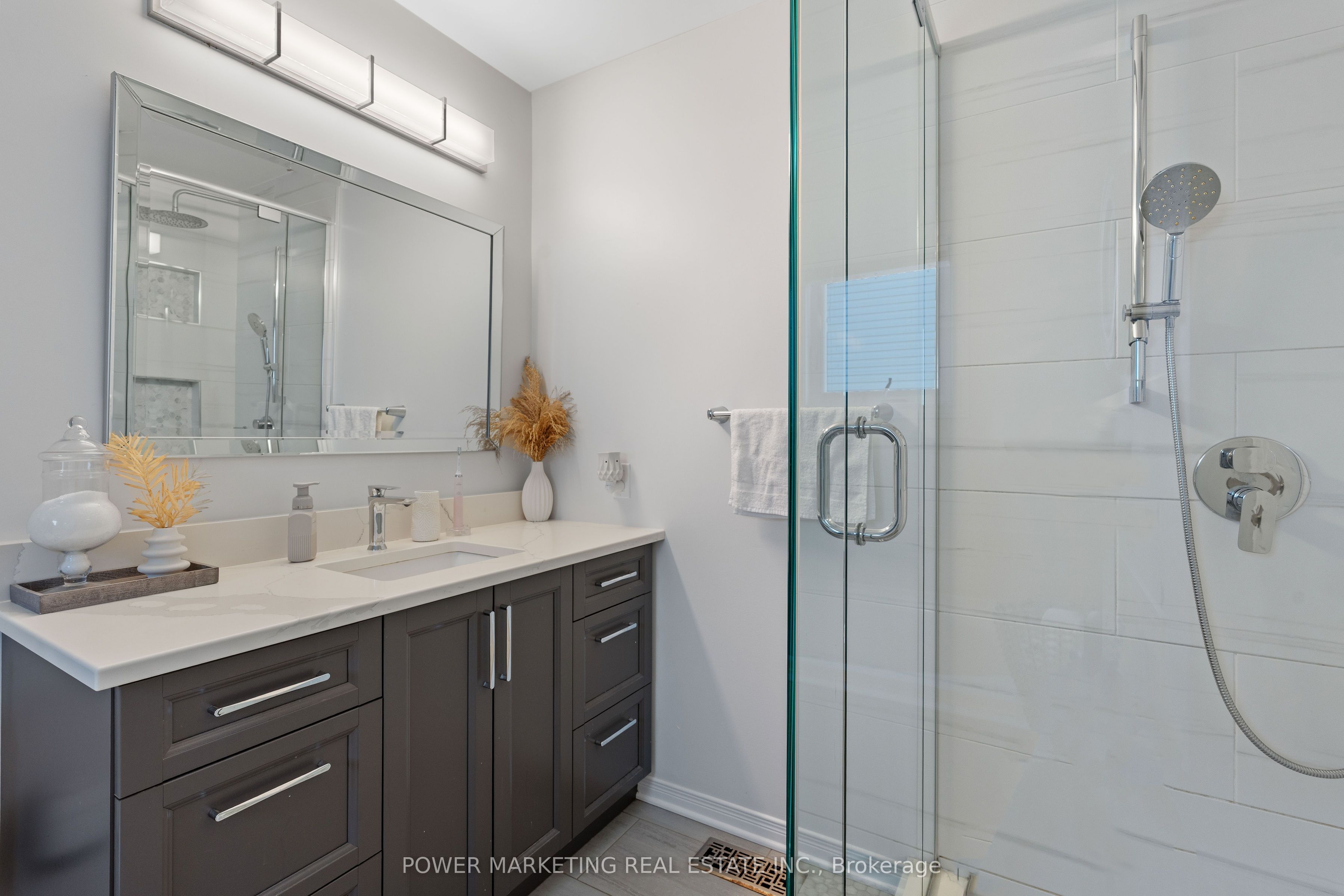 770 Beauregard Crescent Property Photo 23