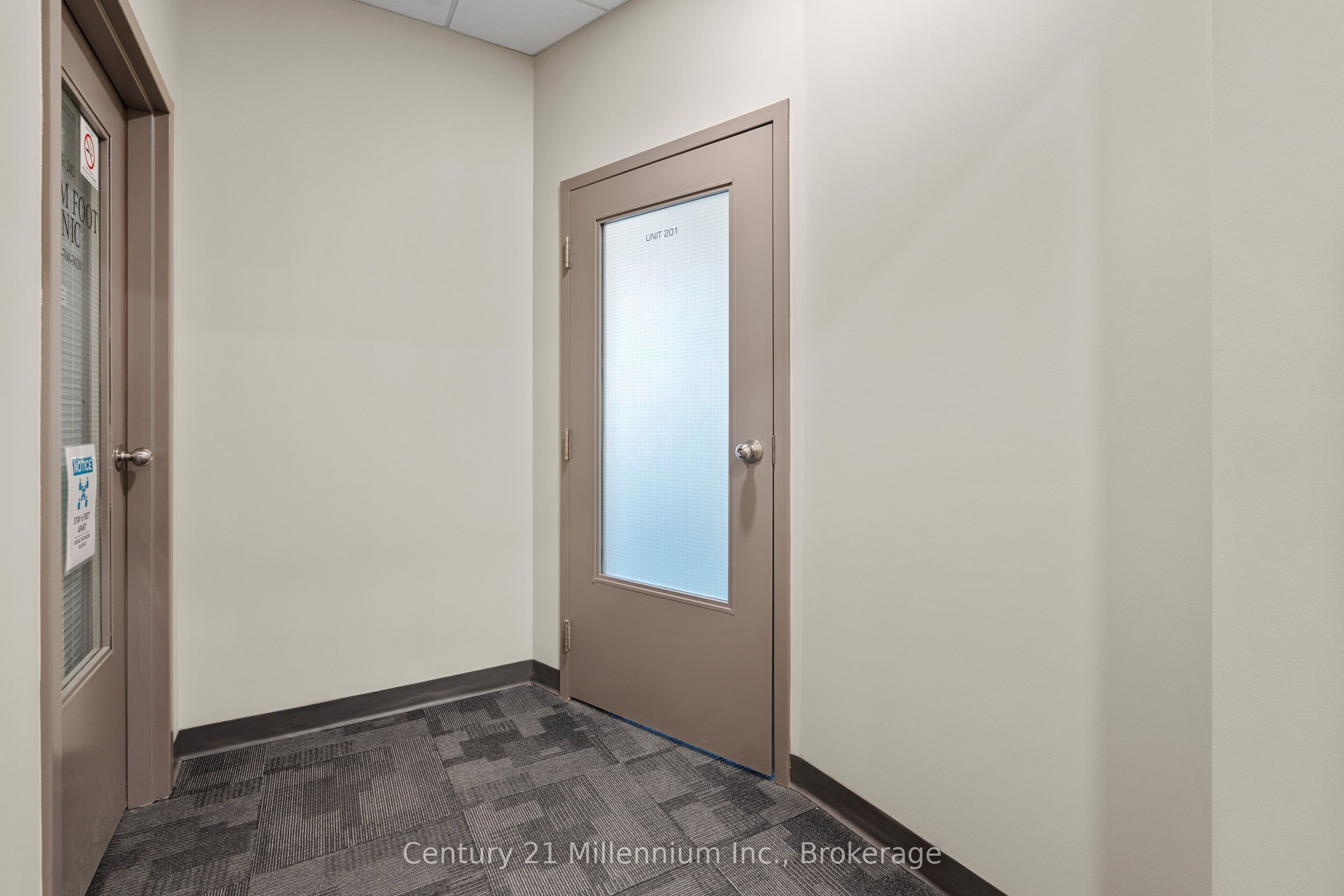 345 8th Street E Unit 201 Property Photo 10