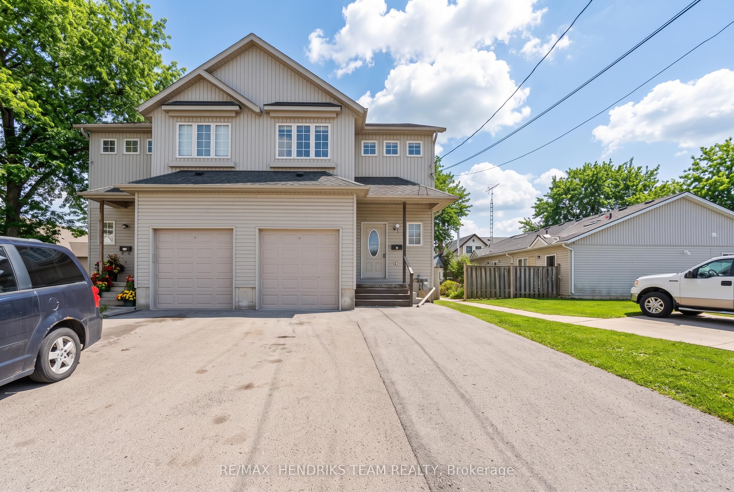 2 Townline Road E Property Photo 2