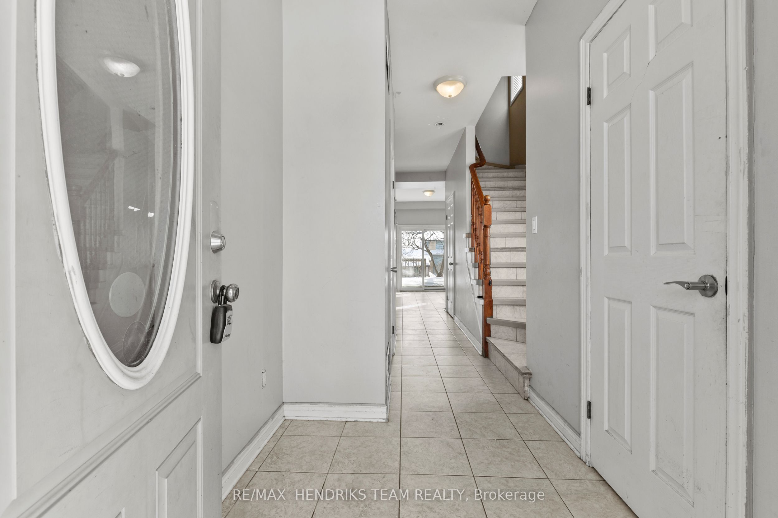 2 Townline Road E Property Photo 5
