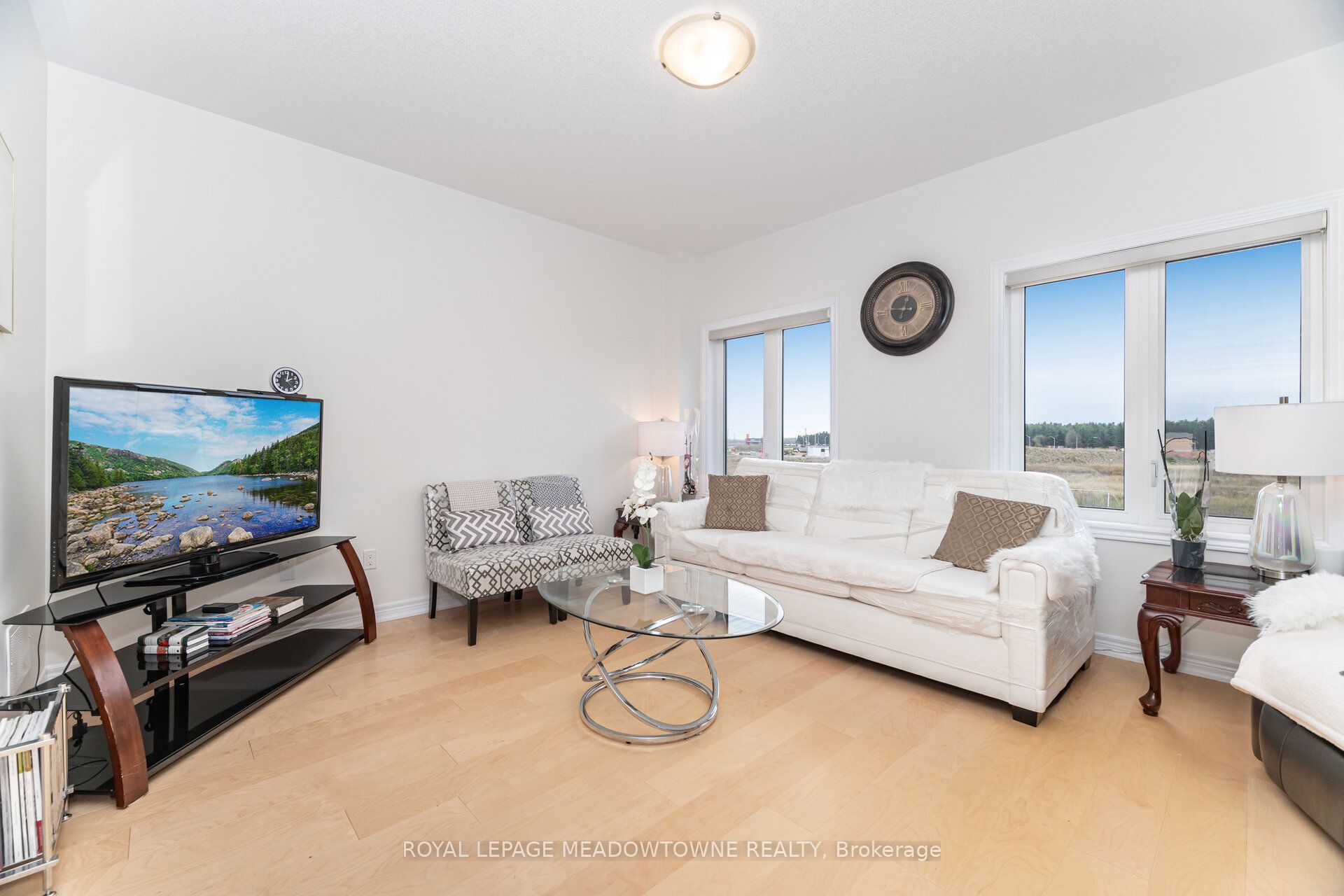 301 Ridley Crescent Property Photo 10