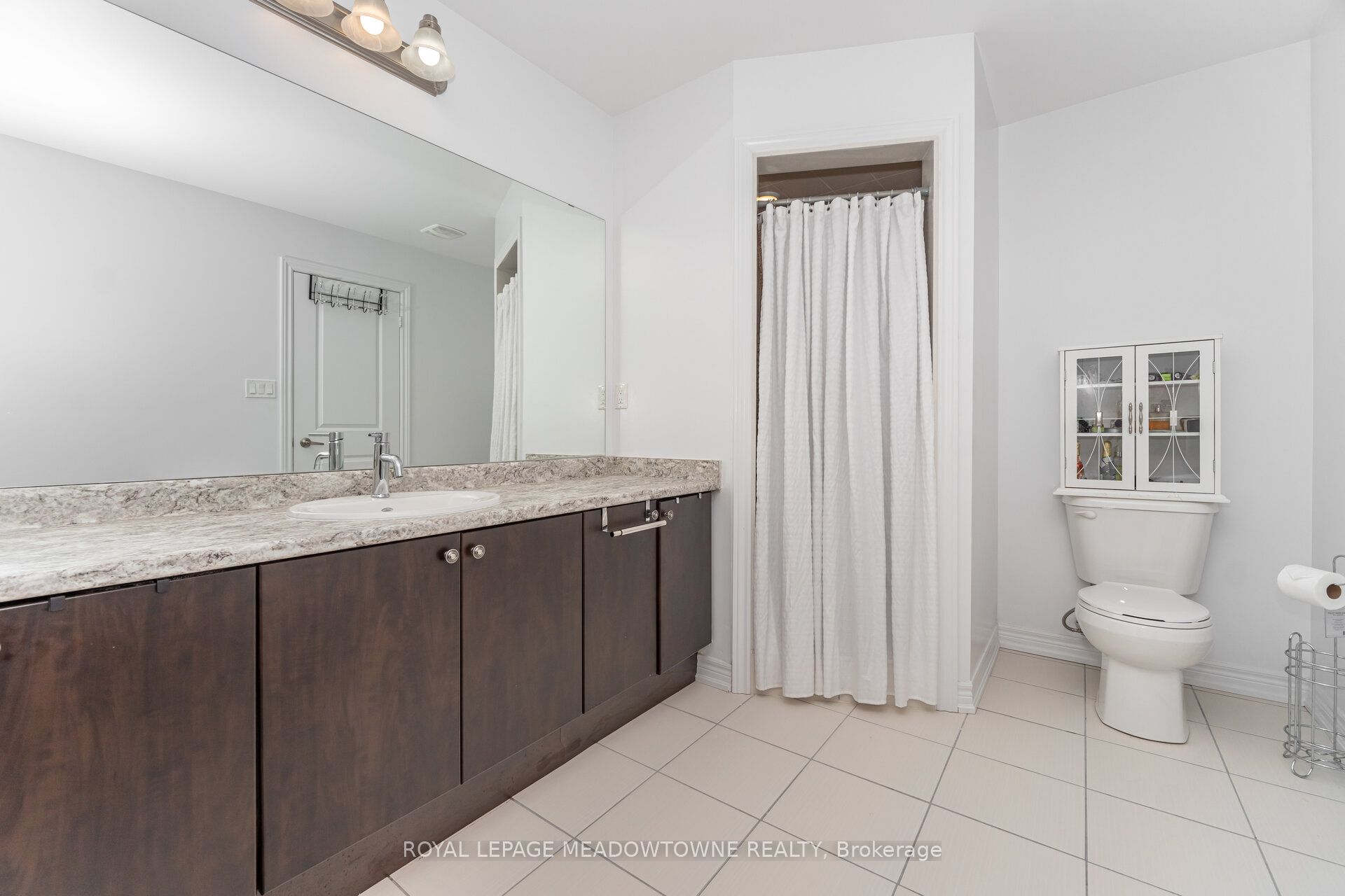 301 Ridley Crescent Property Photo 26