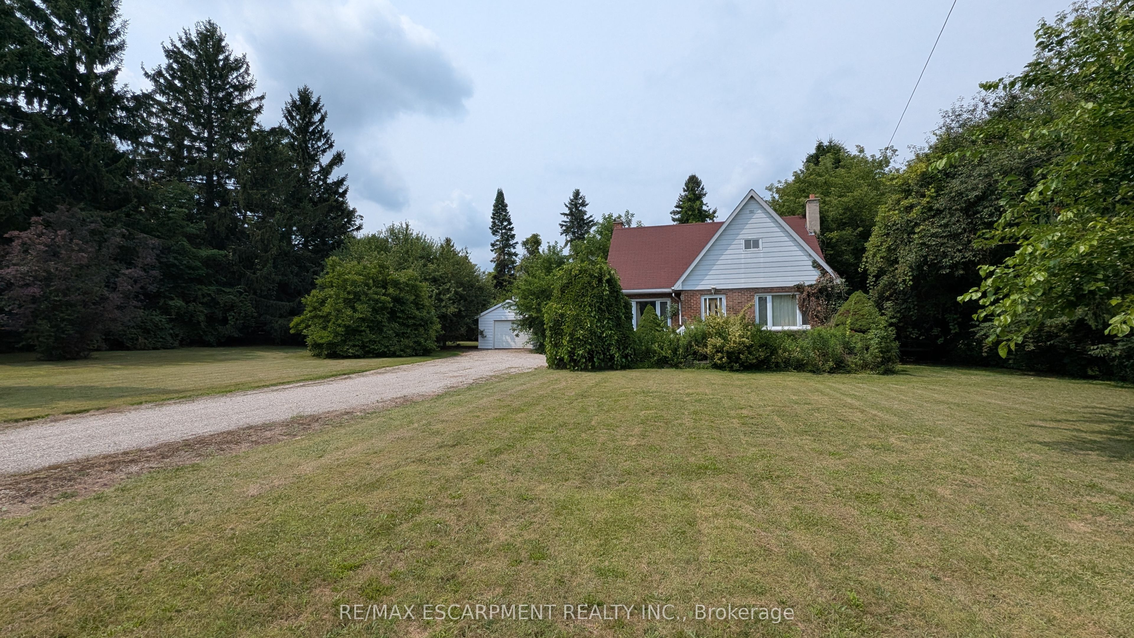 127 Brant Road Property Photo 7