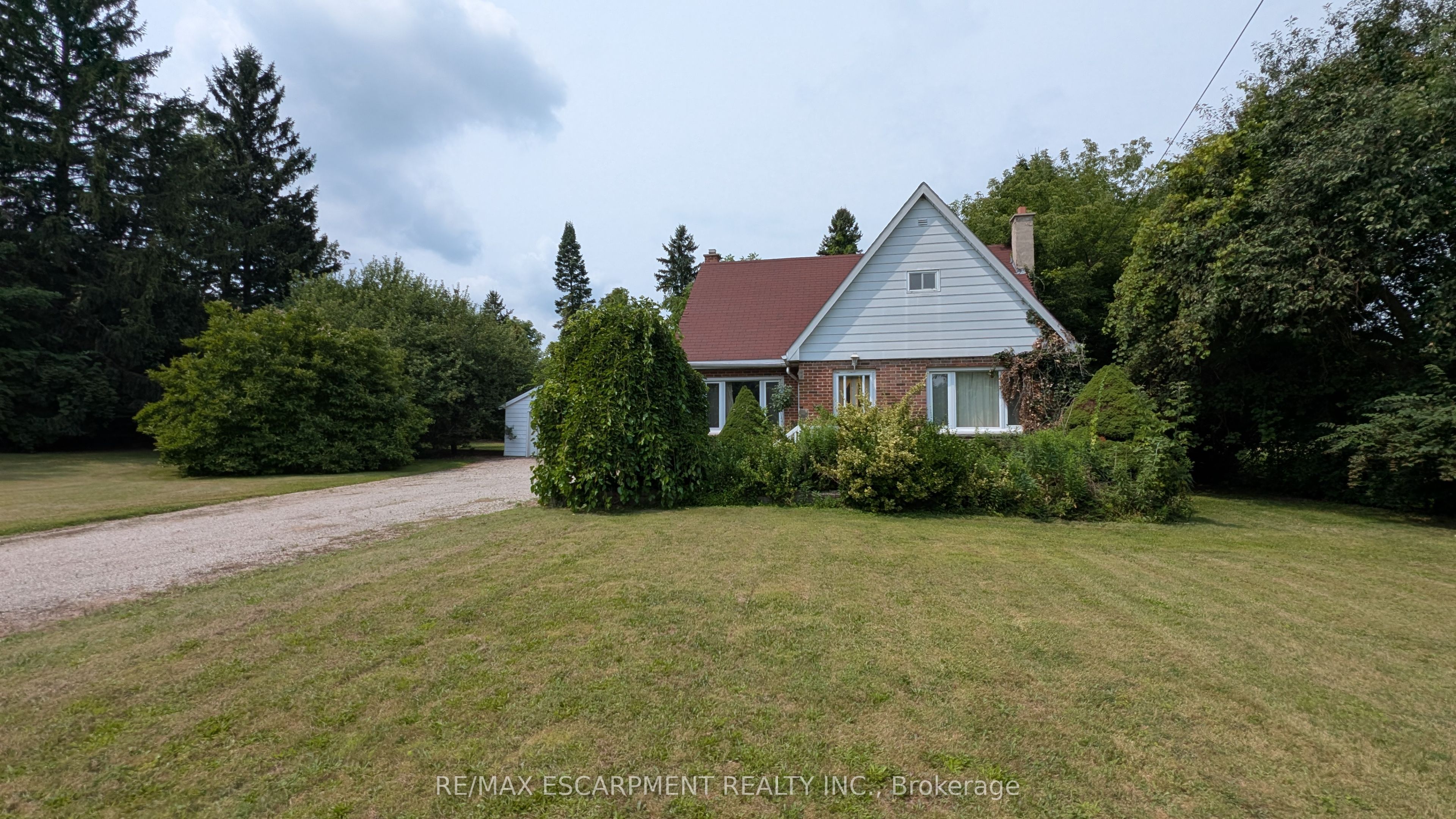 127 Brant Road Property Photo 8
