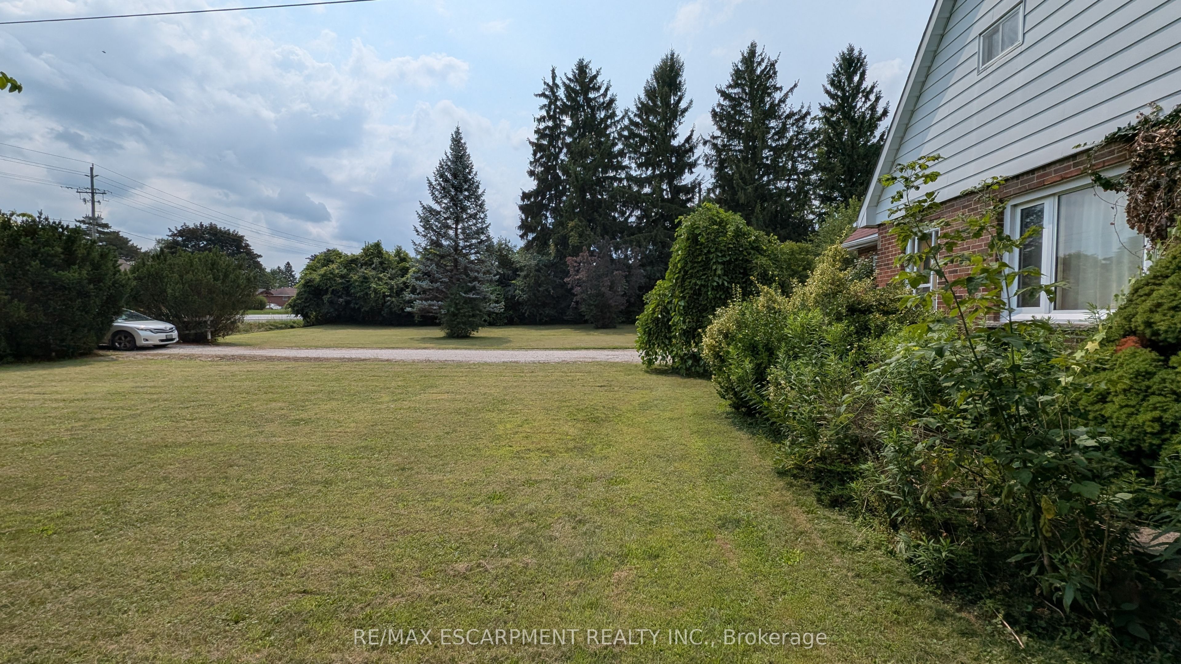 127 Brant Road Property Photo 9