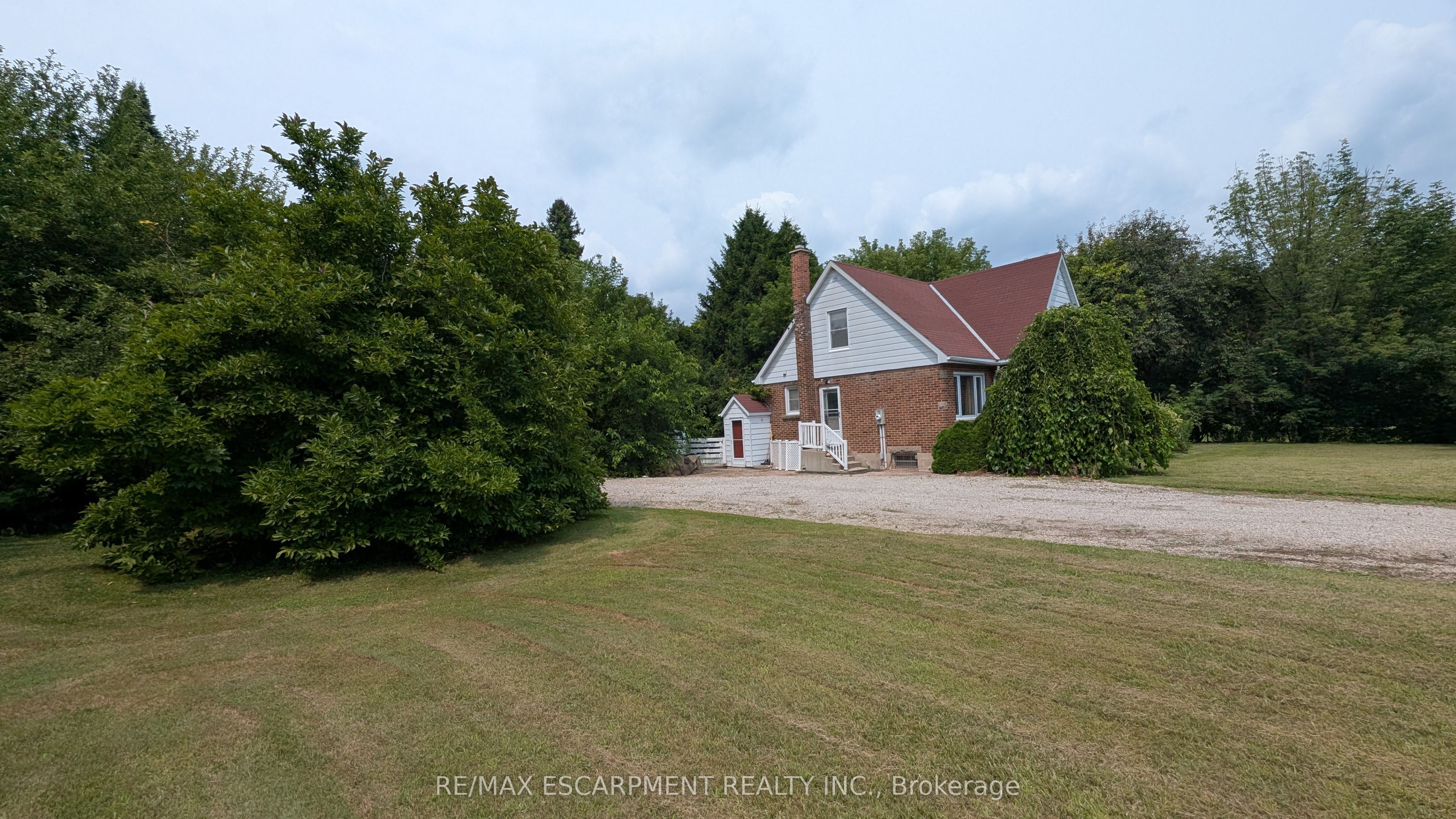 127 Brant Road Property Photo 11