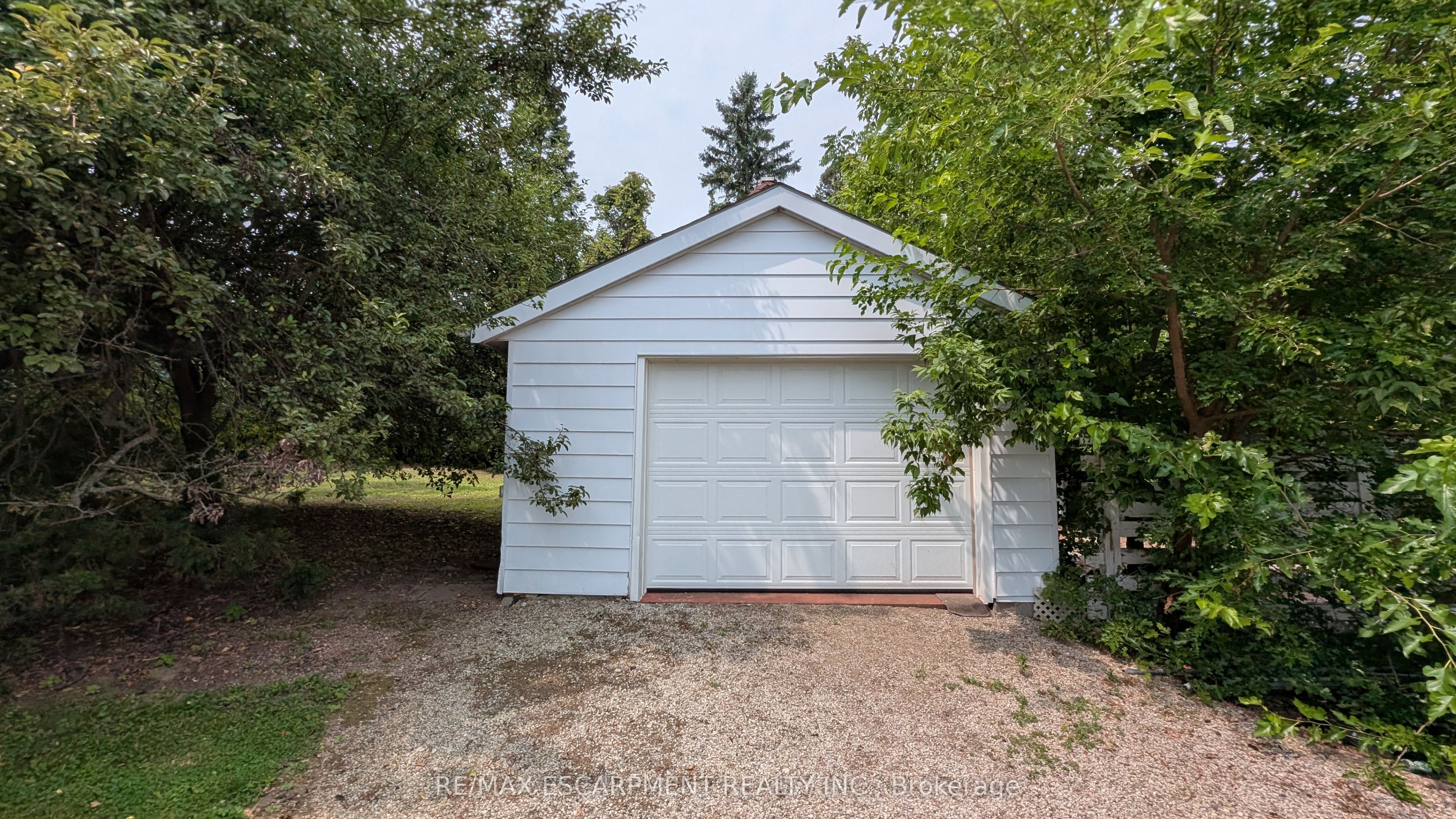 127 Brant Road Property Photo 16