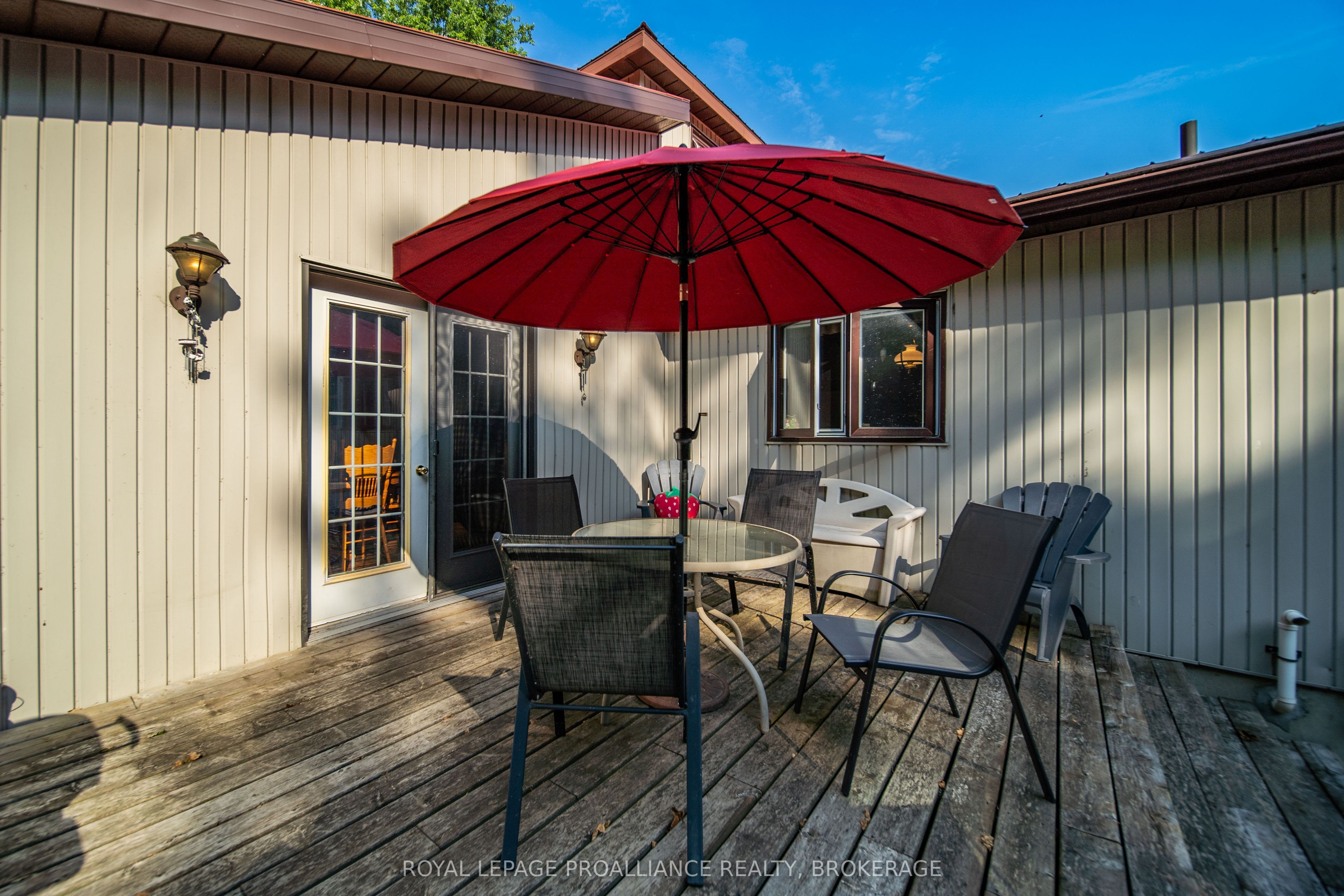 1039 Highway 96 Property Photo 32