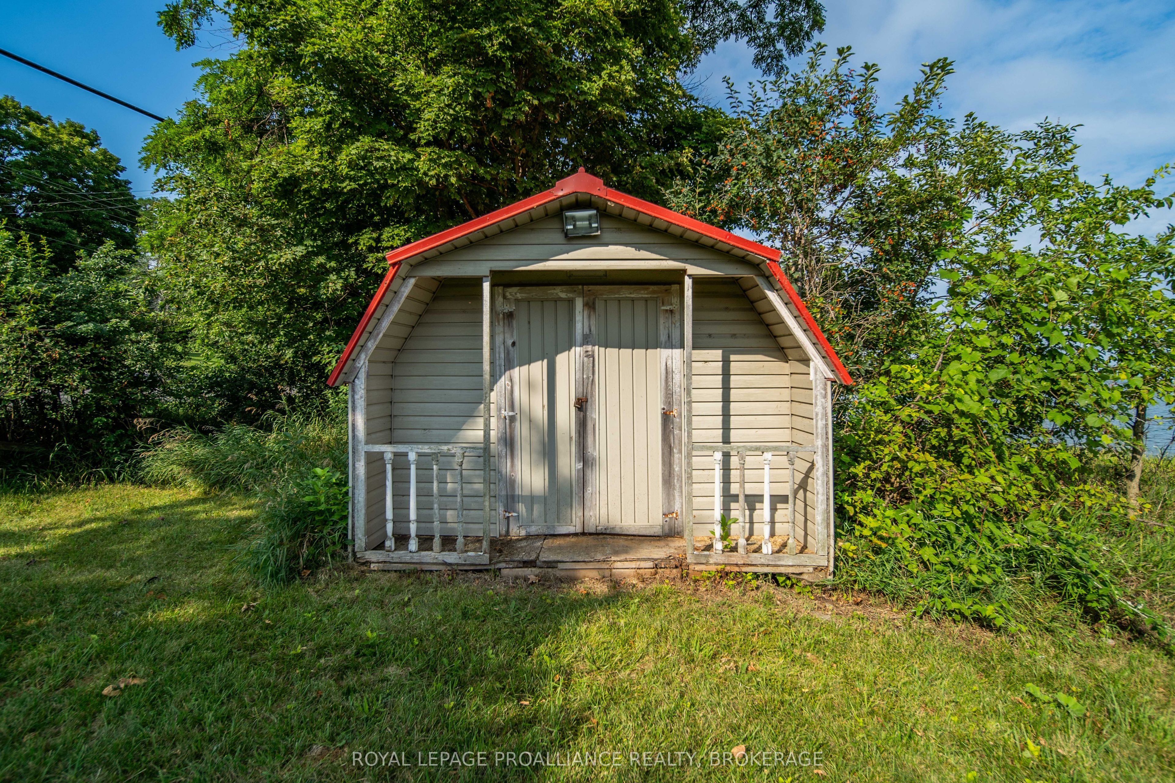 1039 Highway 96 Property Photo 38