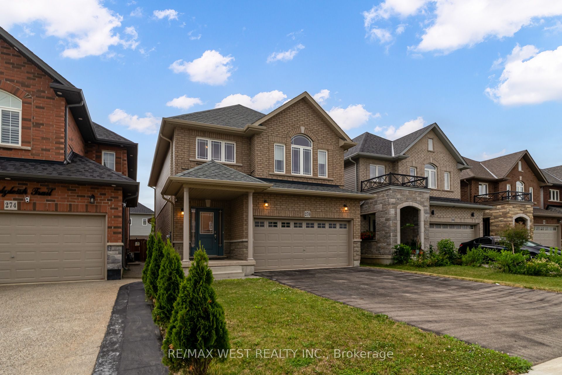 270 Dalgleish Trail Property Photo 1