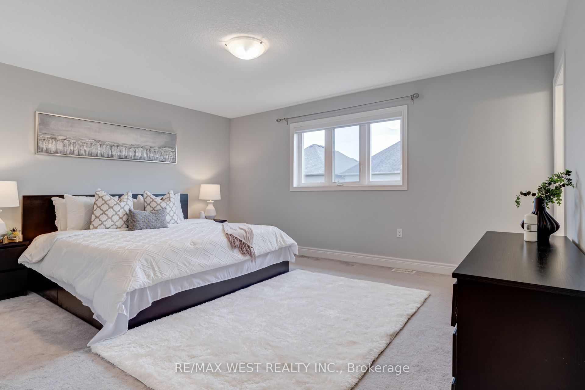 270 Dalgleish Trail Property Photo 21