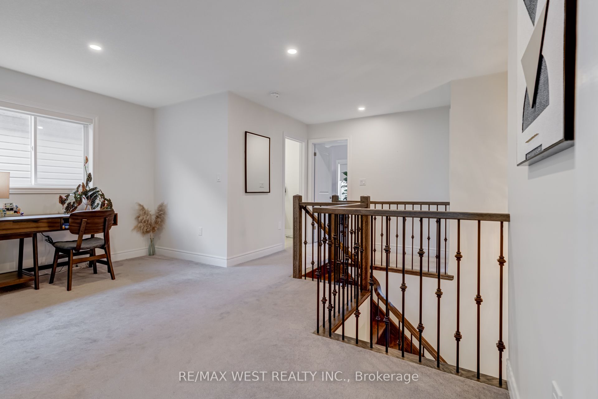 270 Dalgleish Trail Property Photo 25