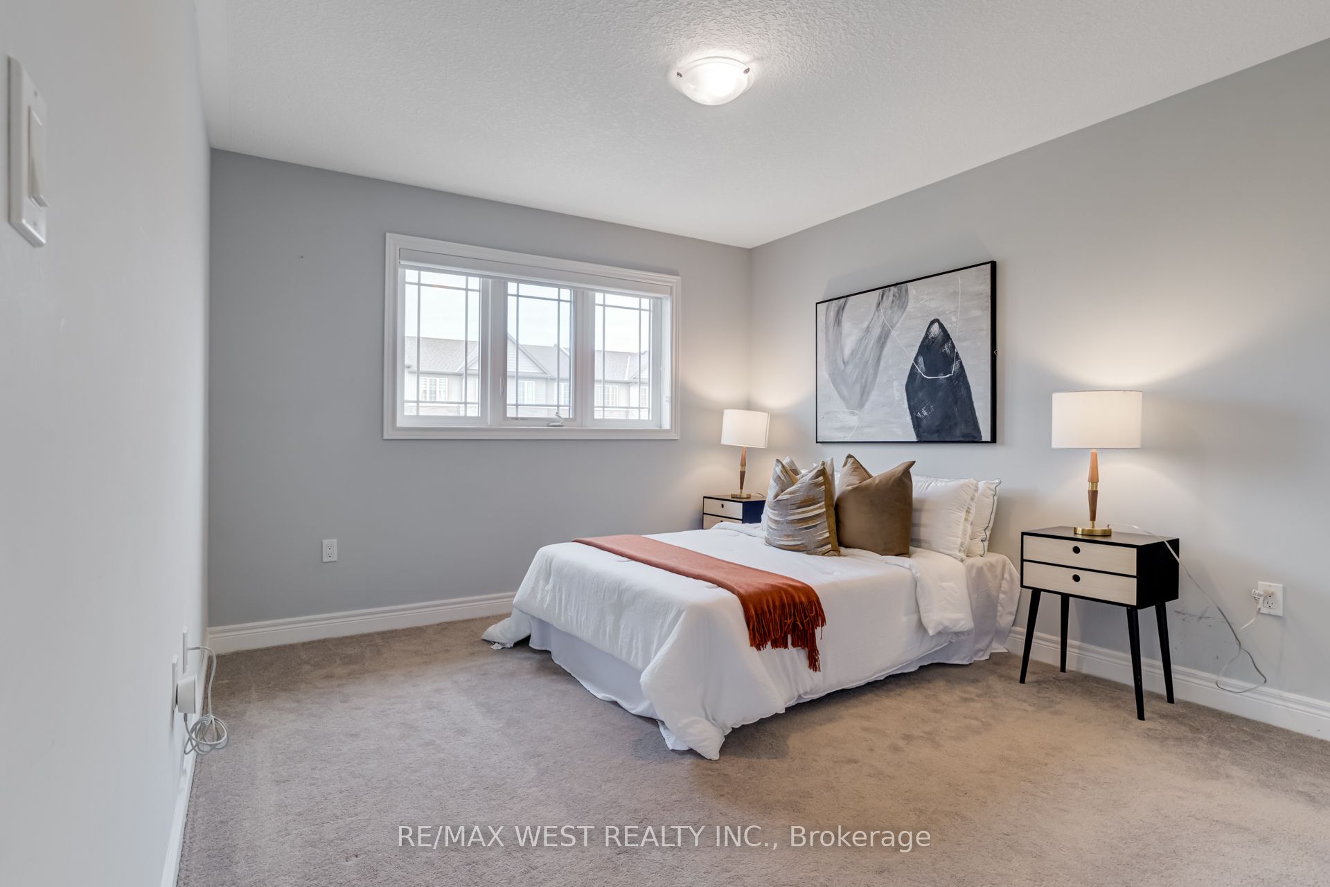 270 Dalgleish Trail Property Photo 26