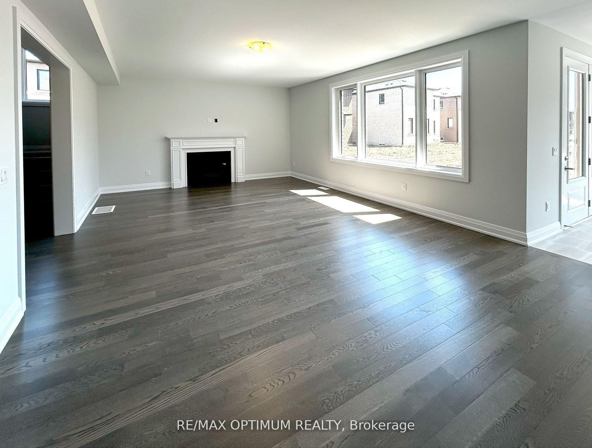 1454 Upper Thames Drive Property Photo 13