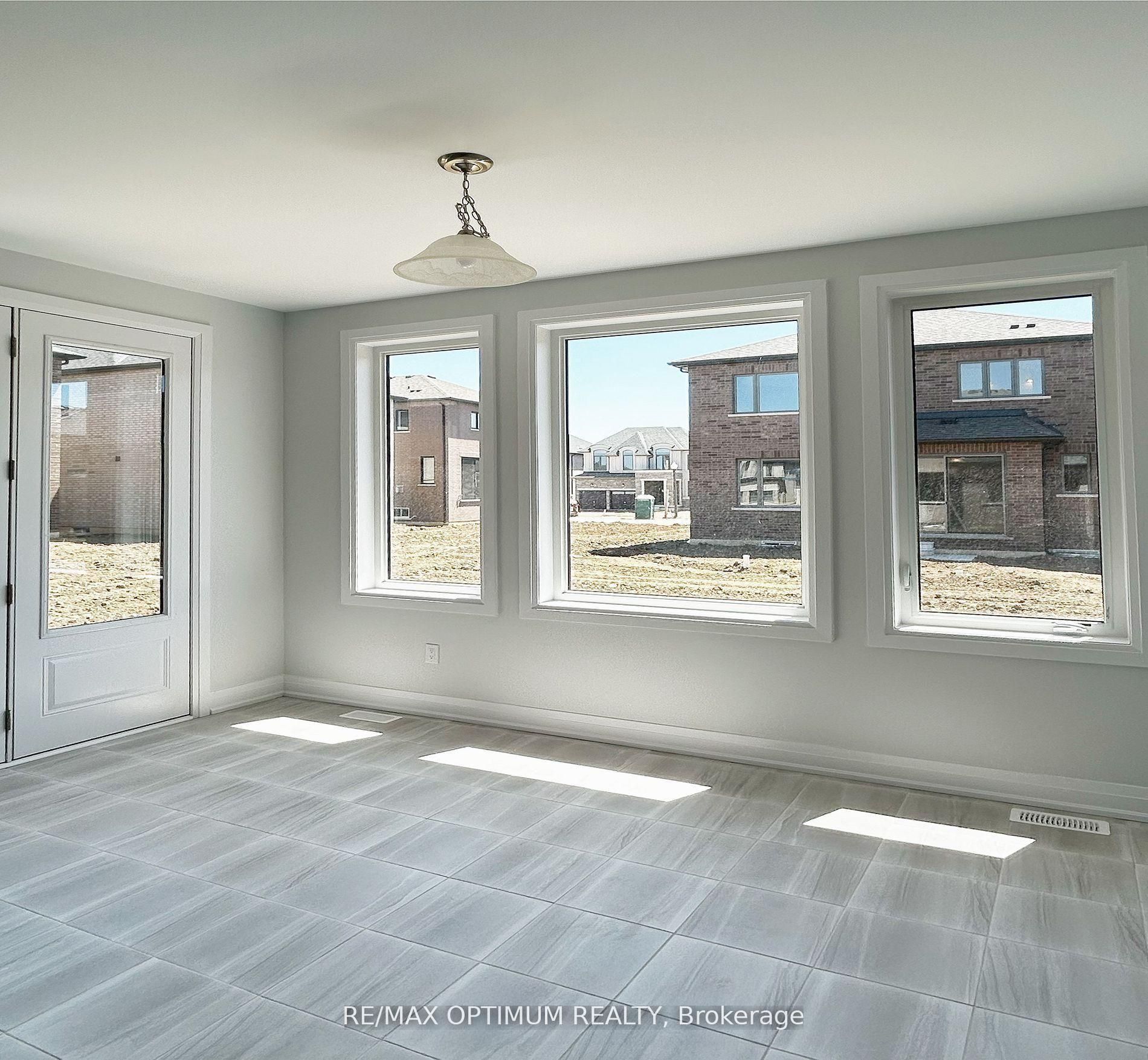 1454 Upper Thames Drive Property Photo 19