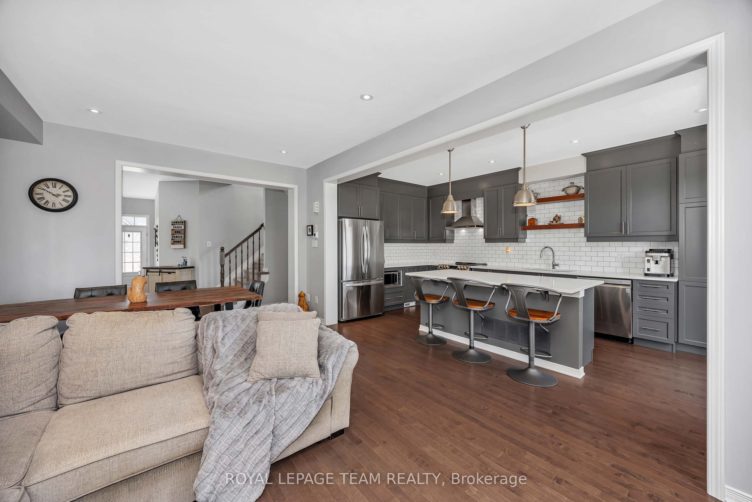 2626 Tempo Drive Property Photo 9