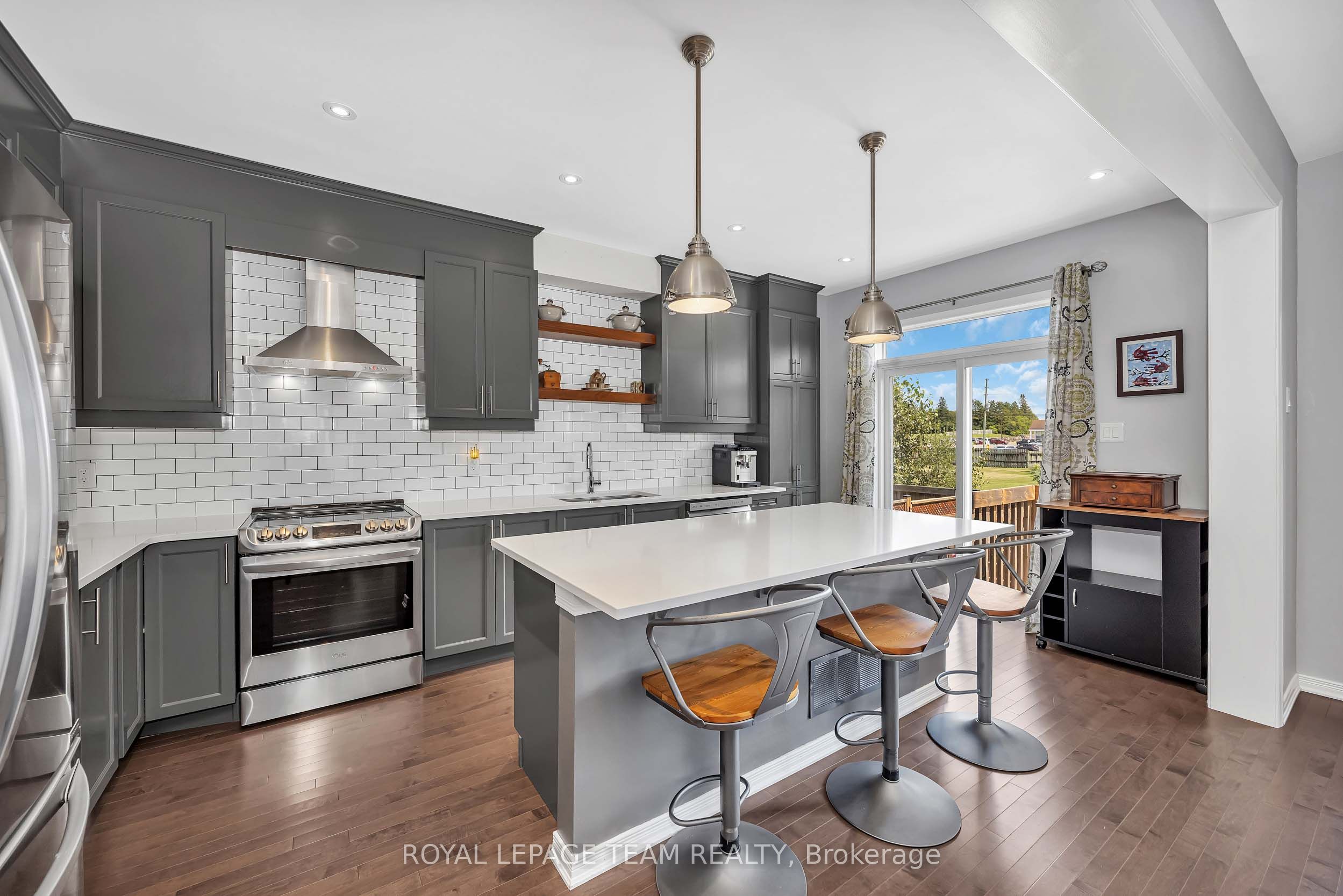 2626 Tempo Drive Property Photo 15