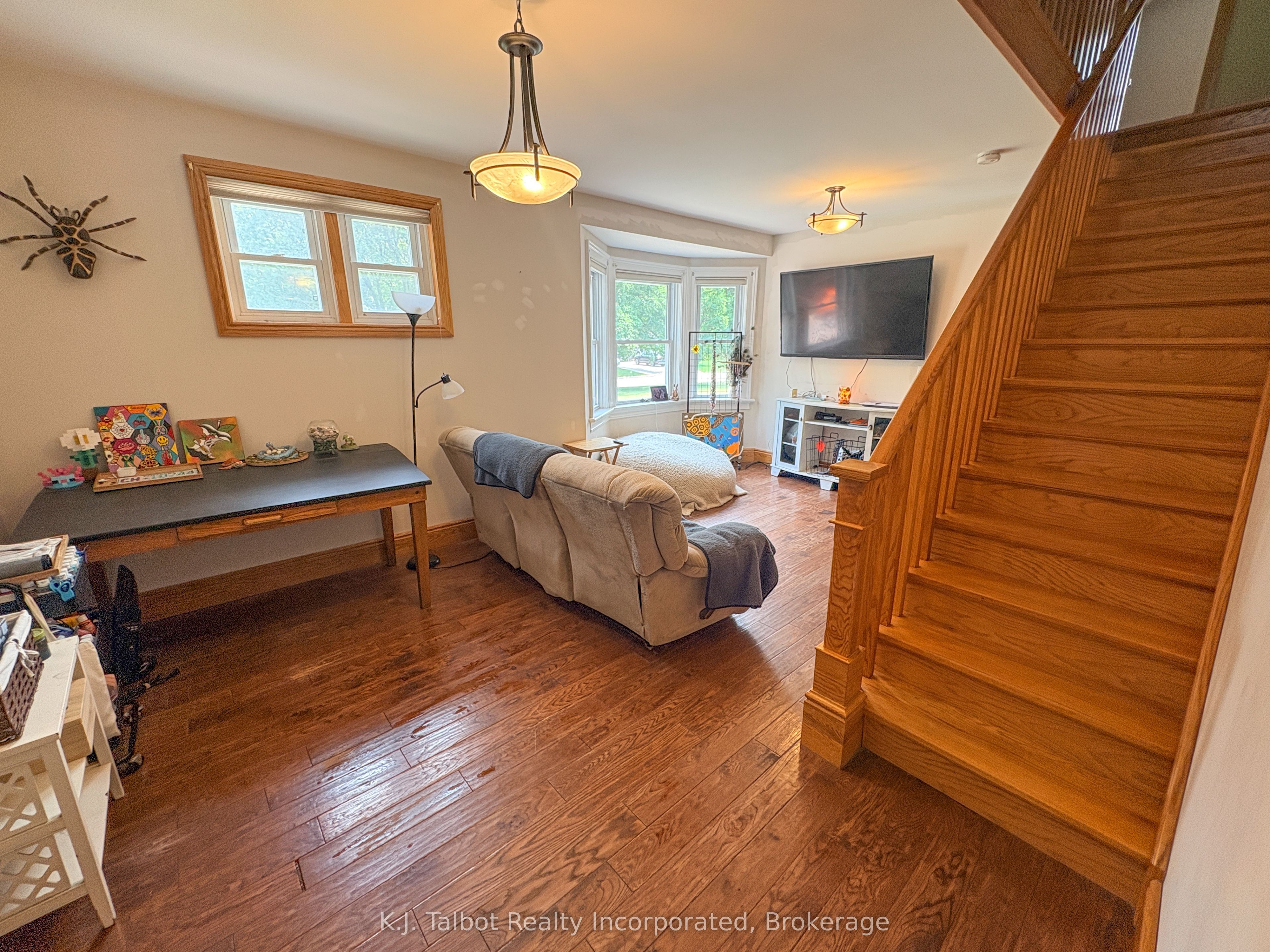 342 John Street Property Photo 7
