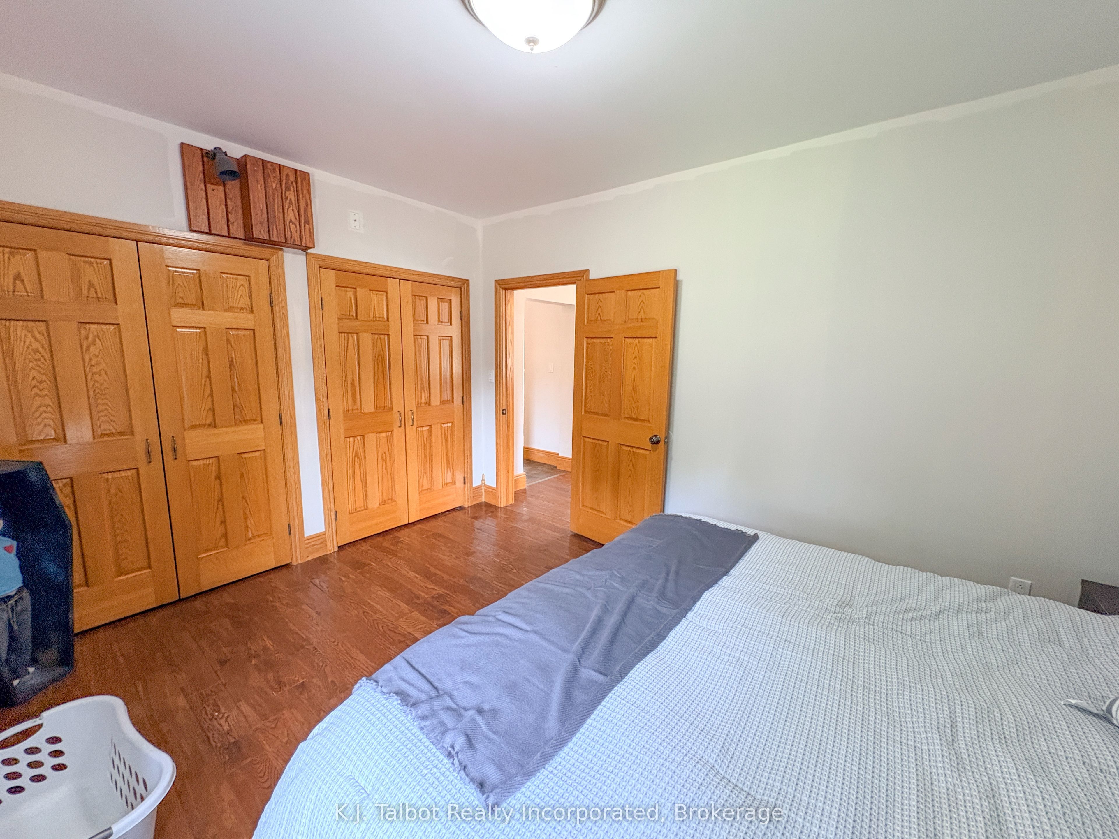 342 John Street Property Photo 20
