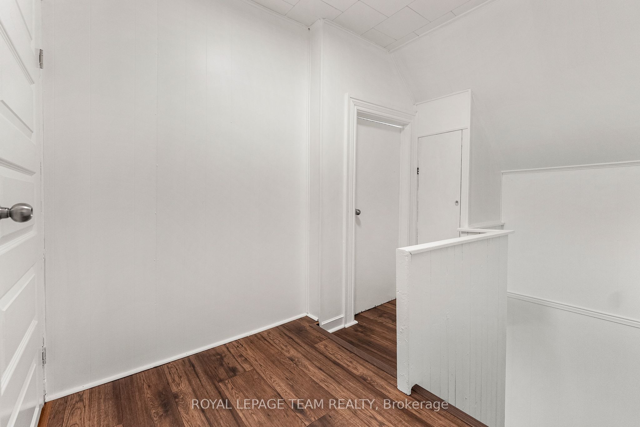 145 Munroe Avenue W Property Photo 22