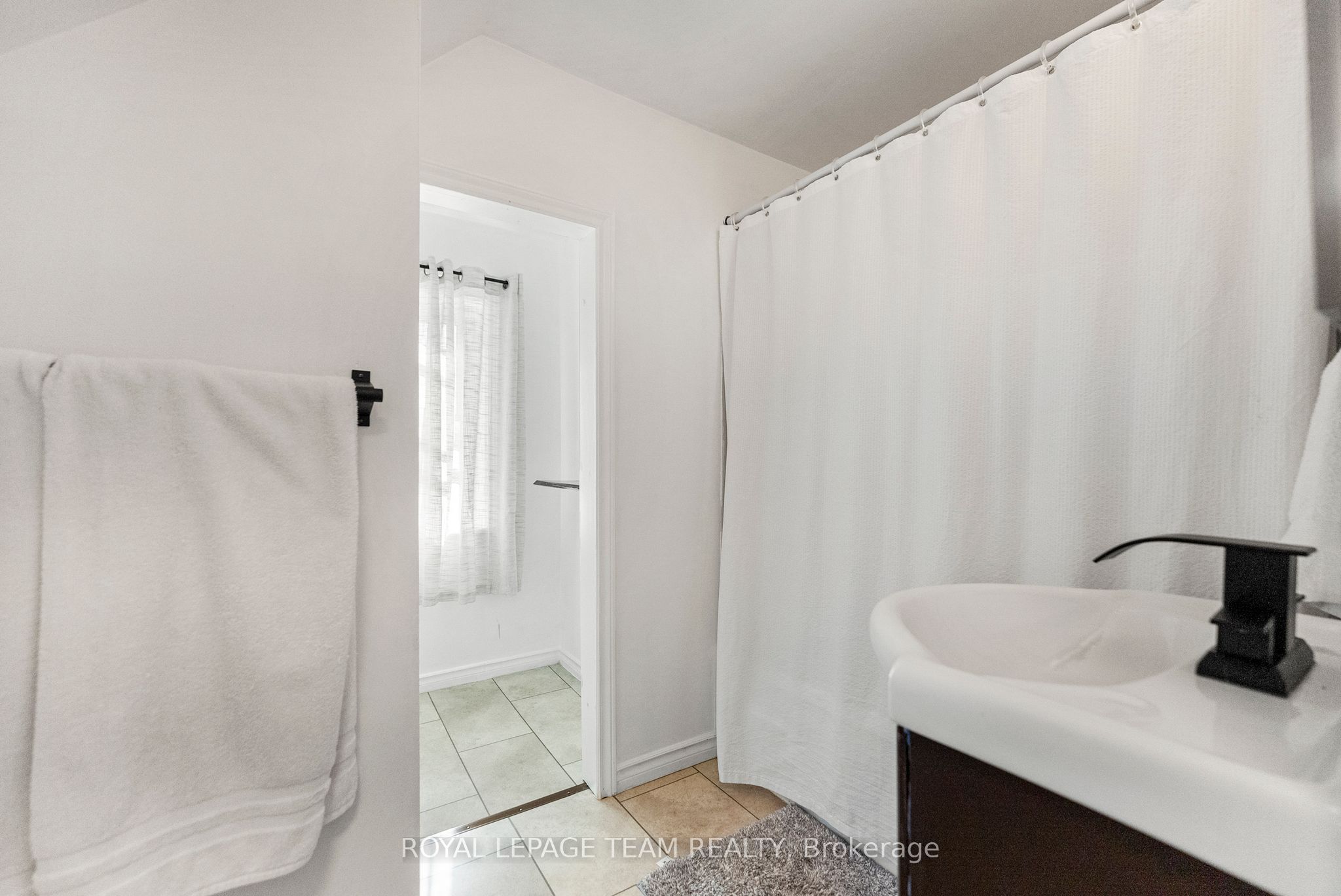 145 Munroe Avenue W Property Photo 27