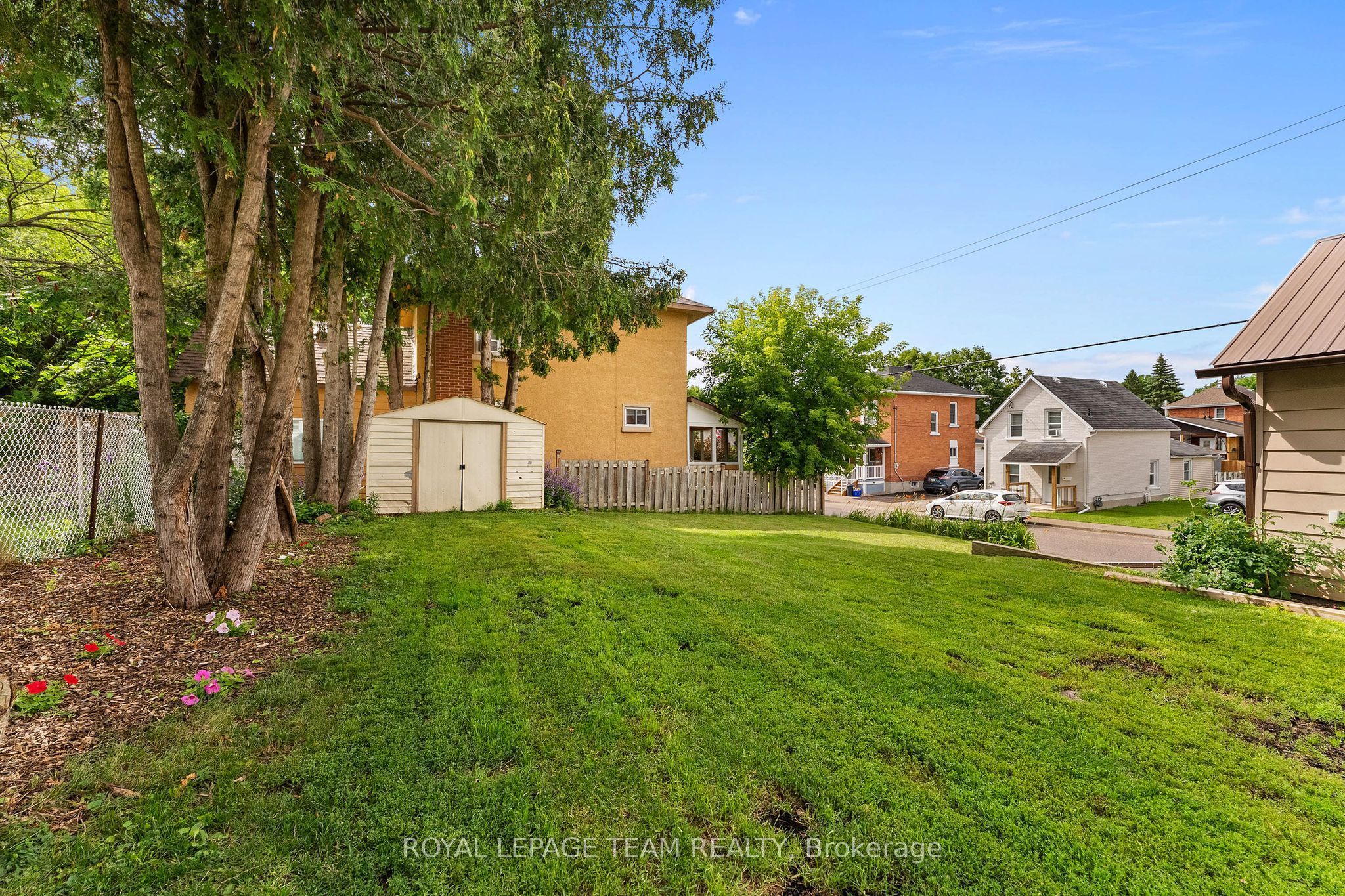 145 Munroe Avenue W Property Photo 38