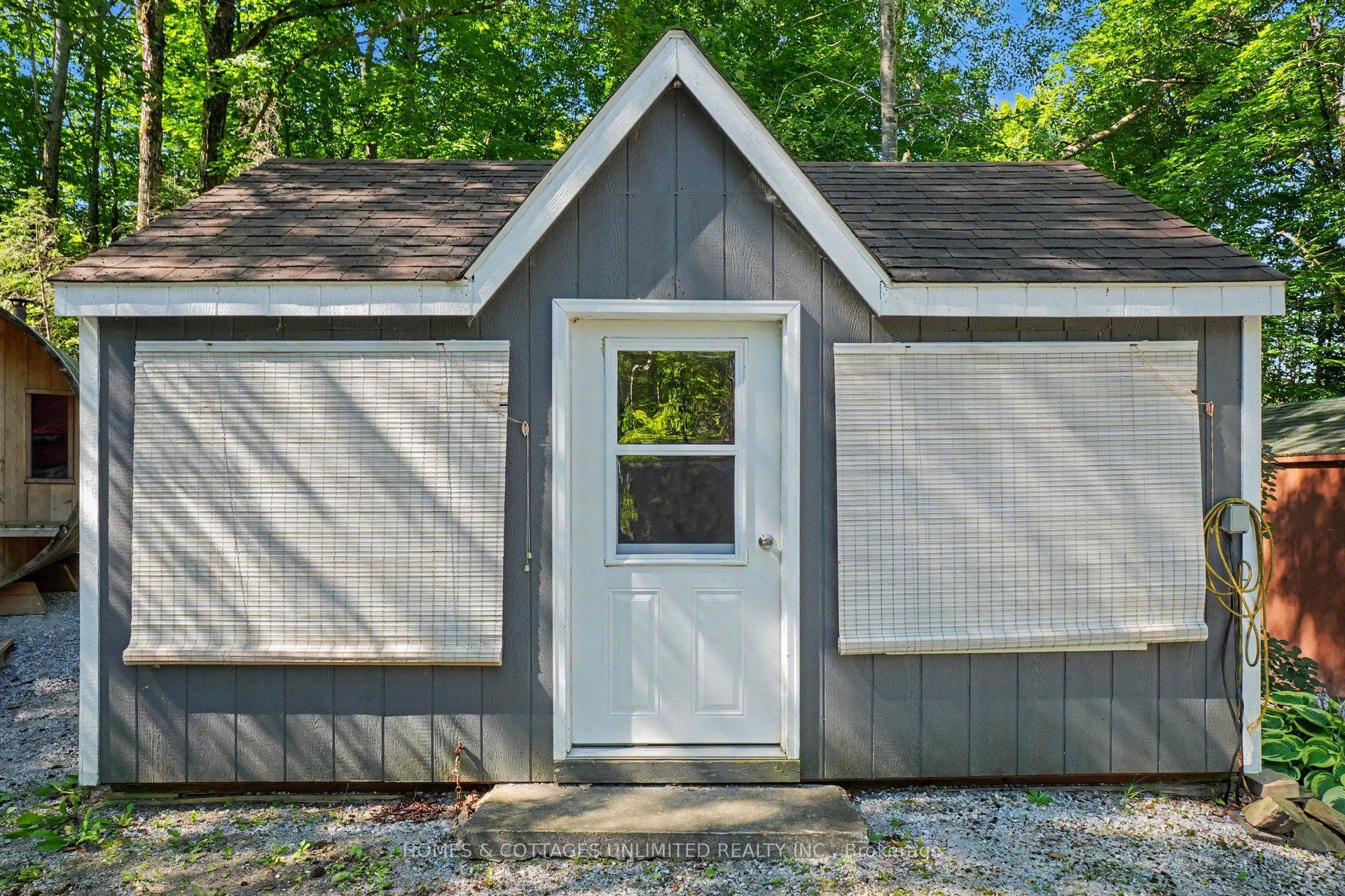 10110 509 Road N Property Photo 8