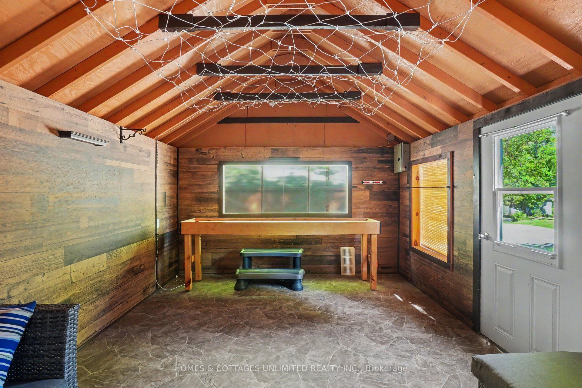 10110 509 Road N Property Photo 10