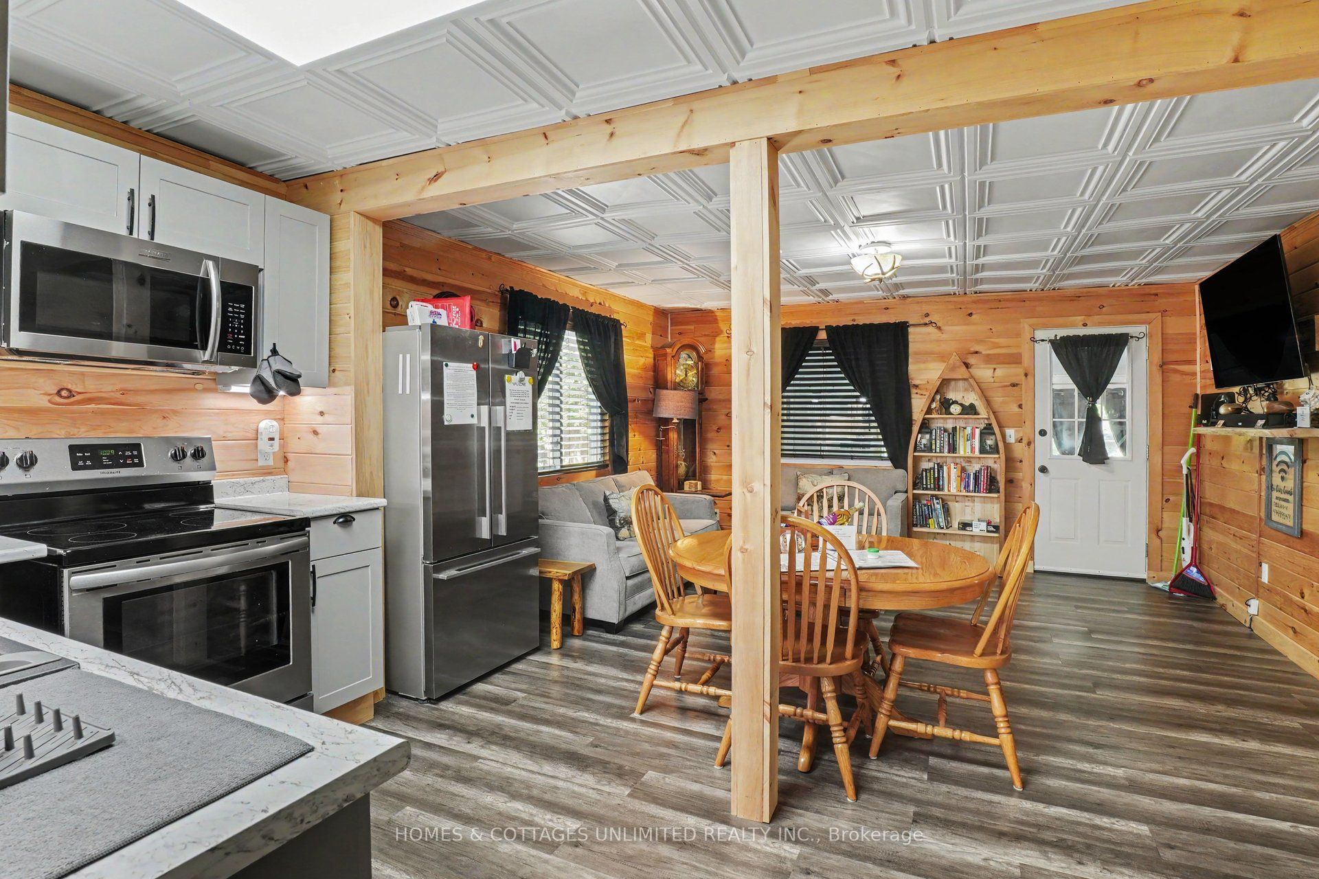 10110 509 Road N Property Photo 26