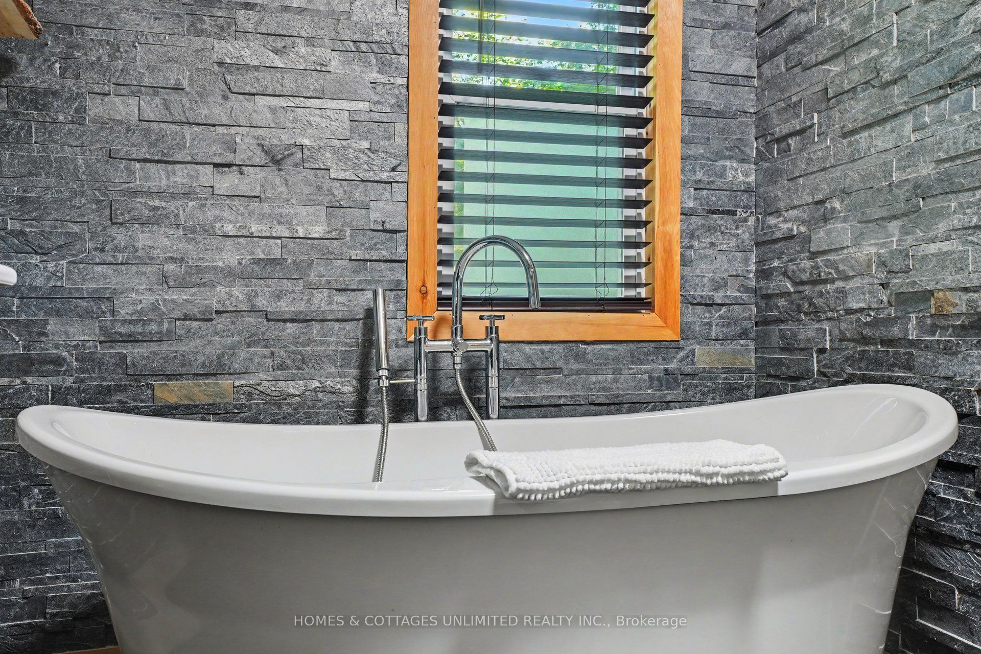 10110 509 Road N Property Photo 35