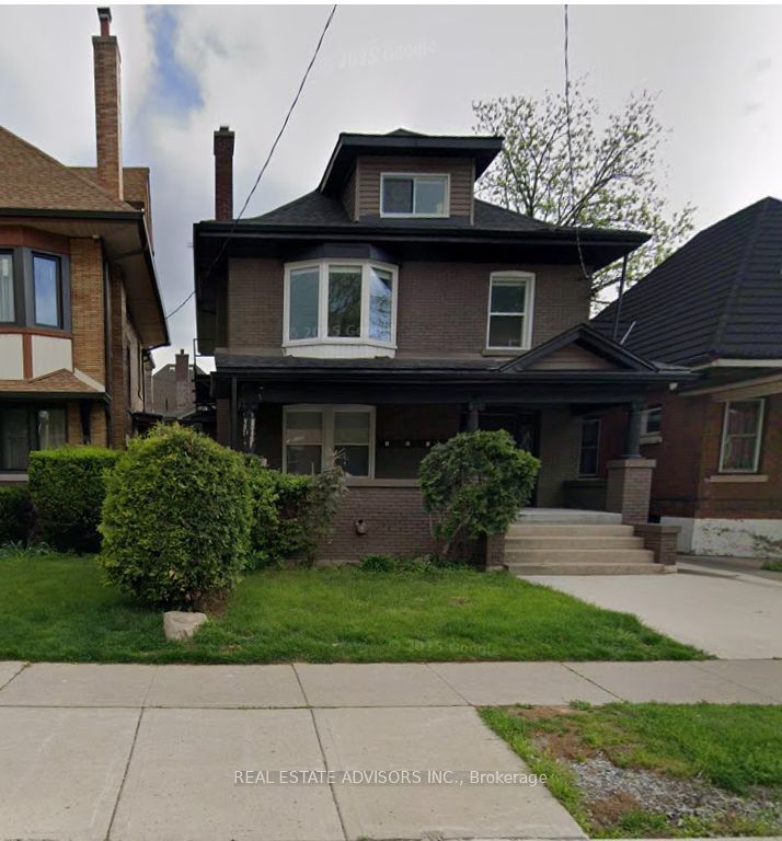 5 Maplewood Avenue Property Photo 1
