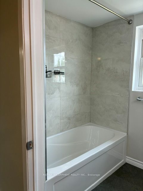1031 Fennell Avenue E 2 Property Photo 14