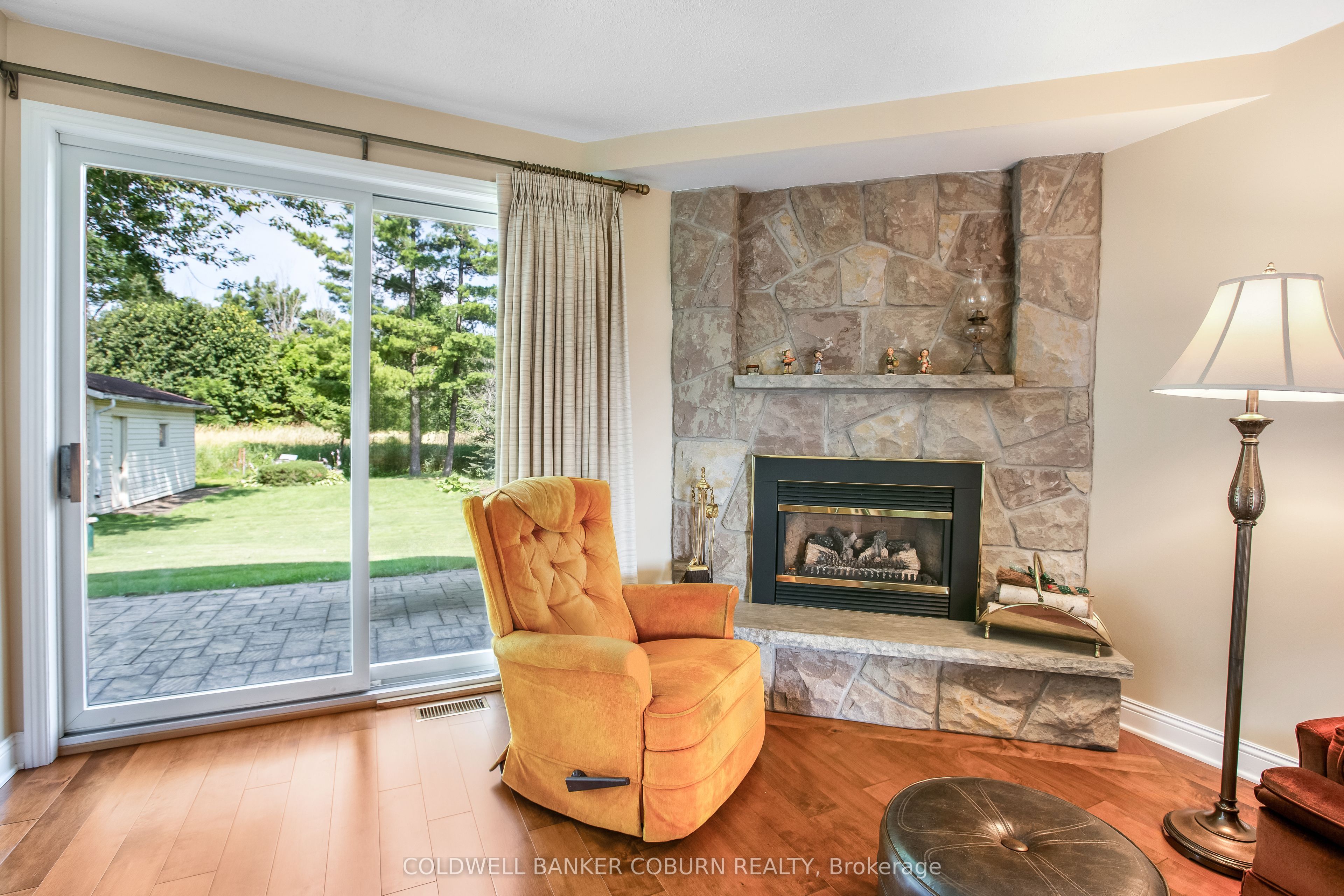12169 Lakeshore Drive Property Photo 19