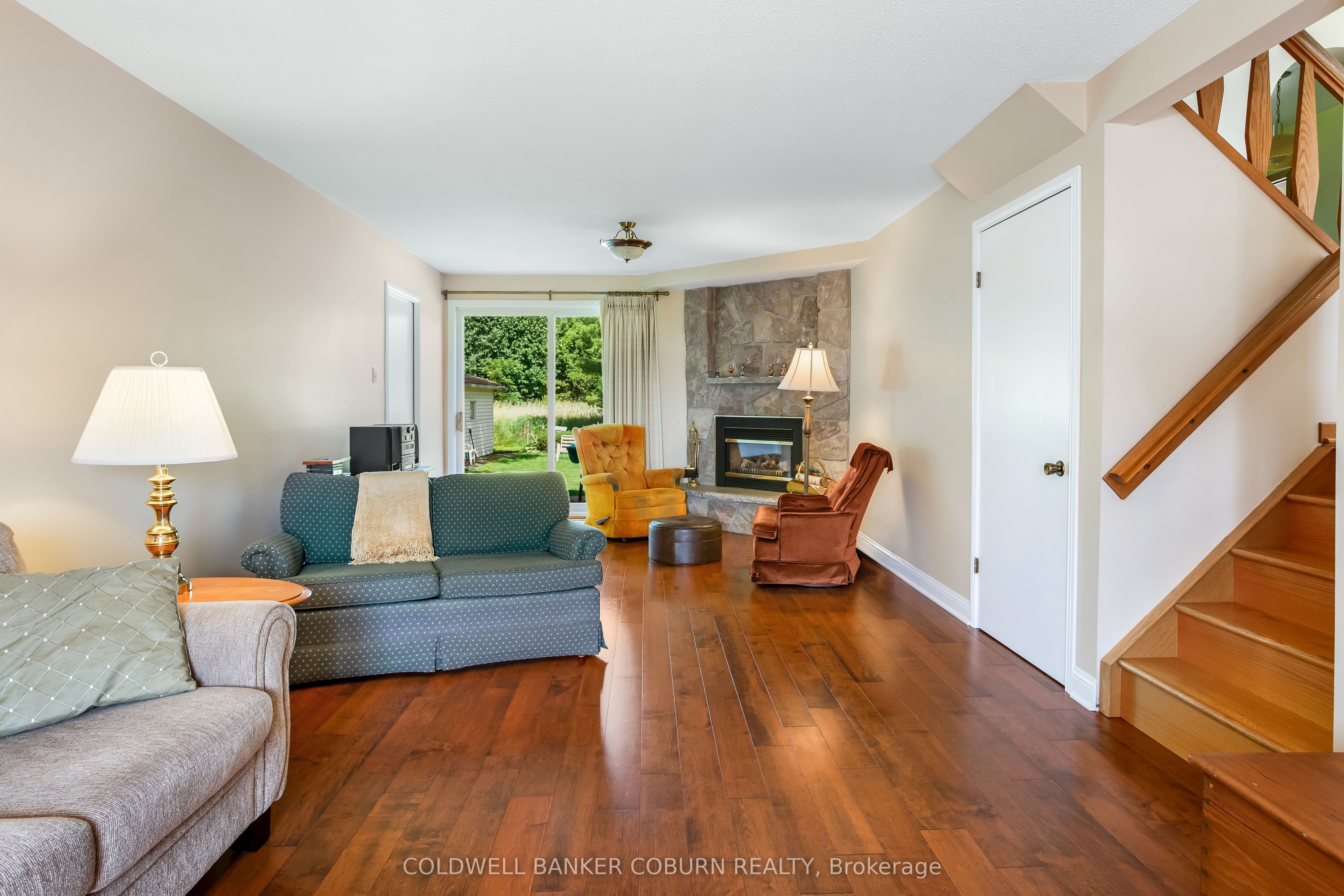 12169 Lakeshore Drive Property Photo 23