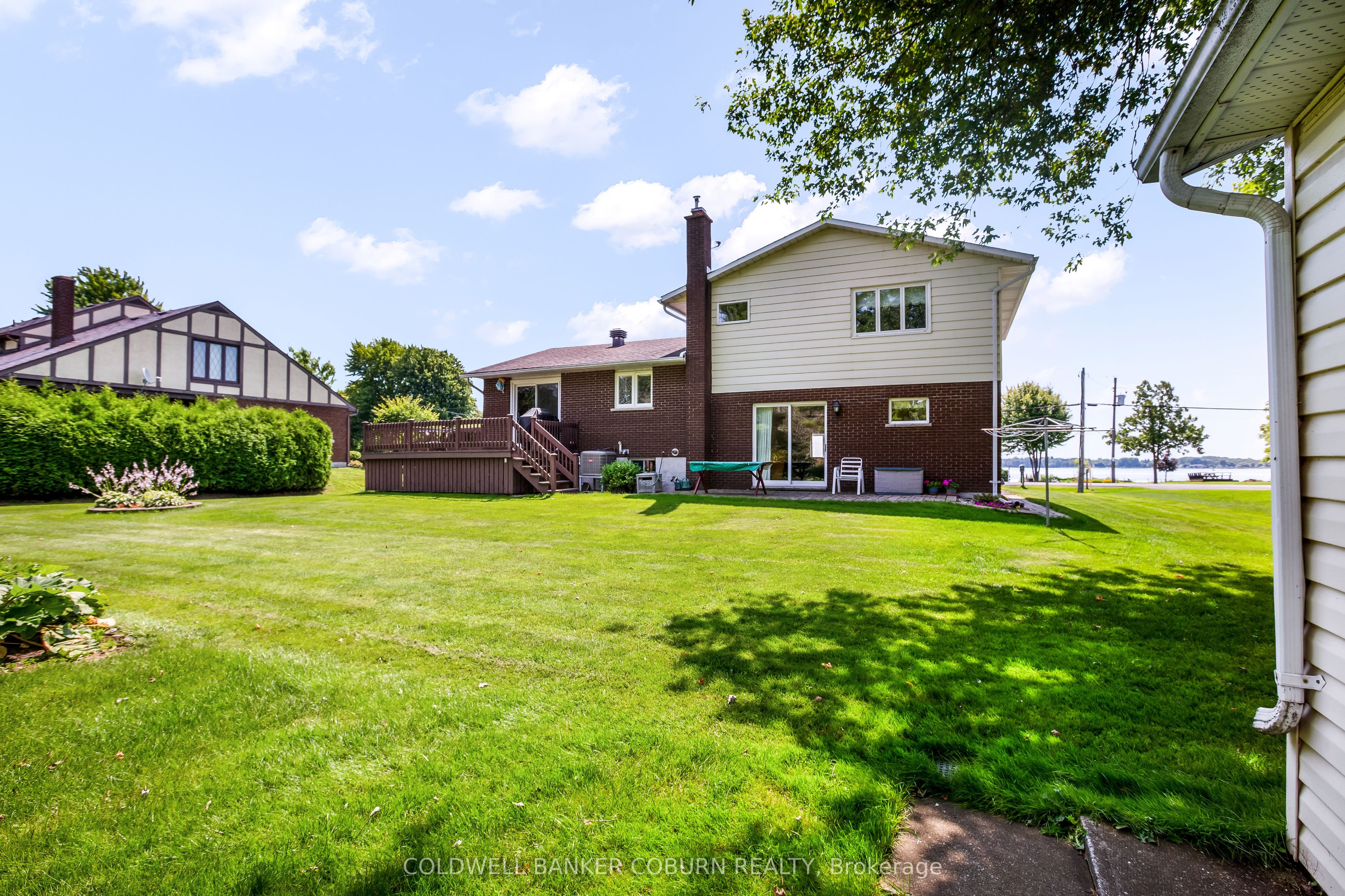 12169 Lakeshore Drive Property Photo 32
