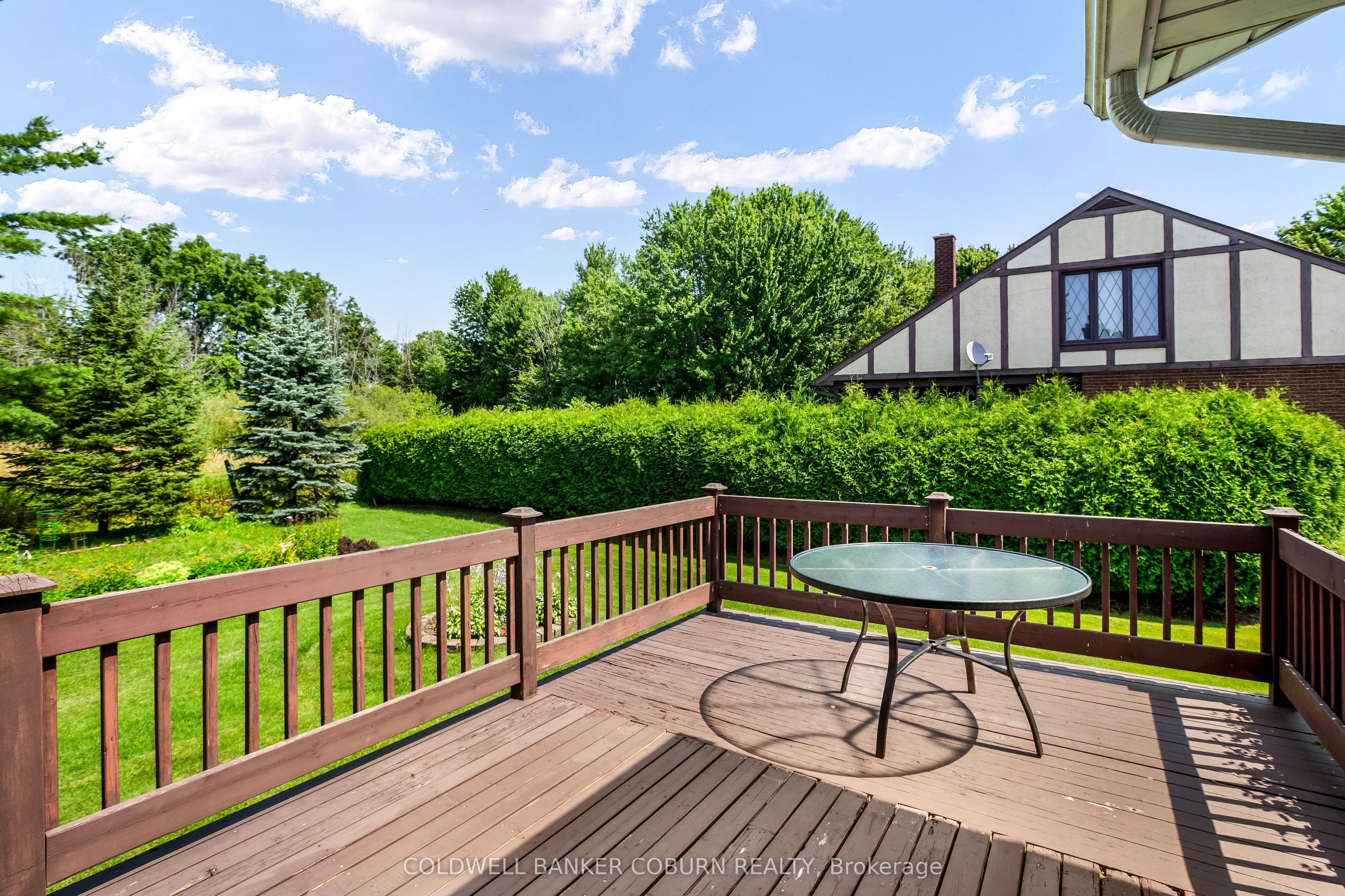 12169 Lakeshore Drive Property Photo 34